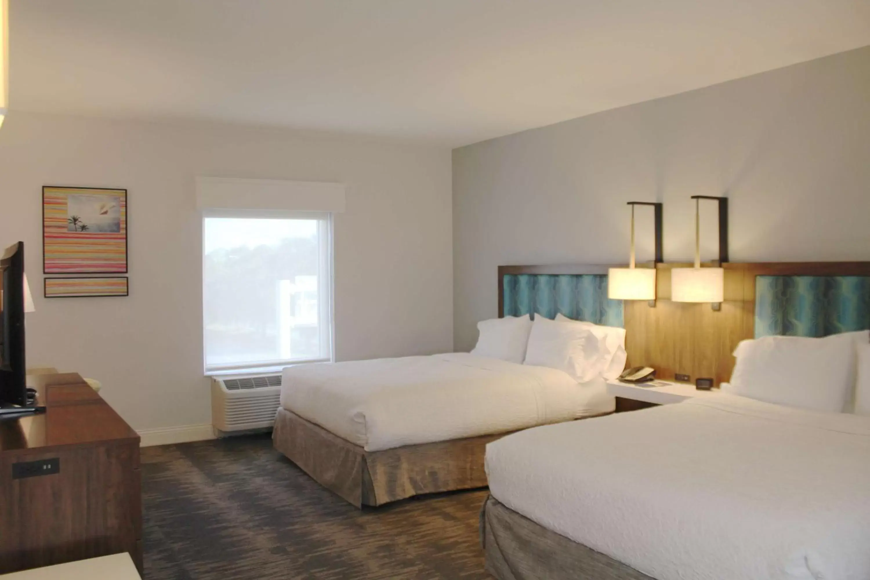 Bed in Hampton Inn & Suites Sarasota / Bradenton - Airport