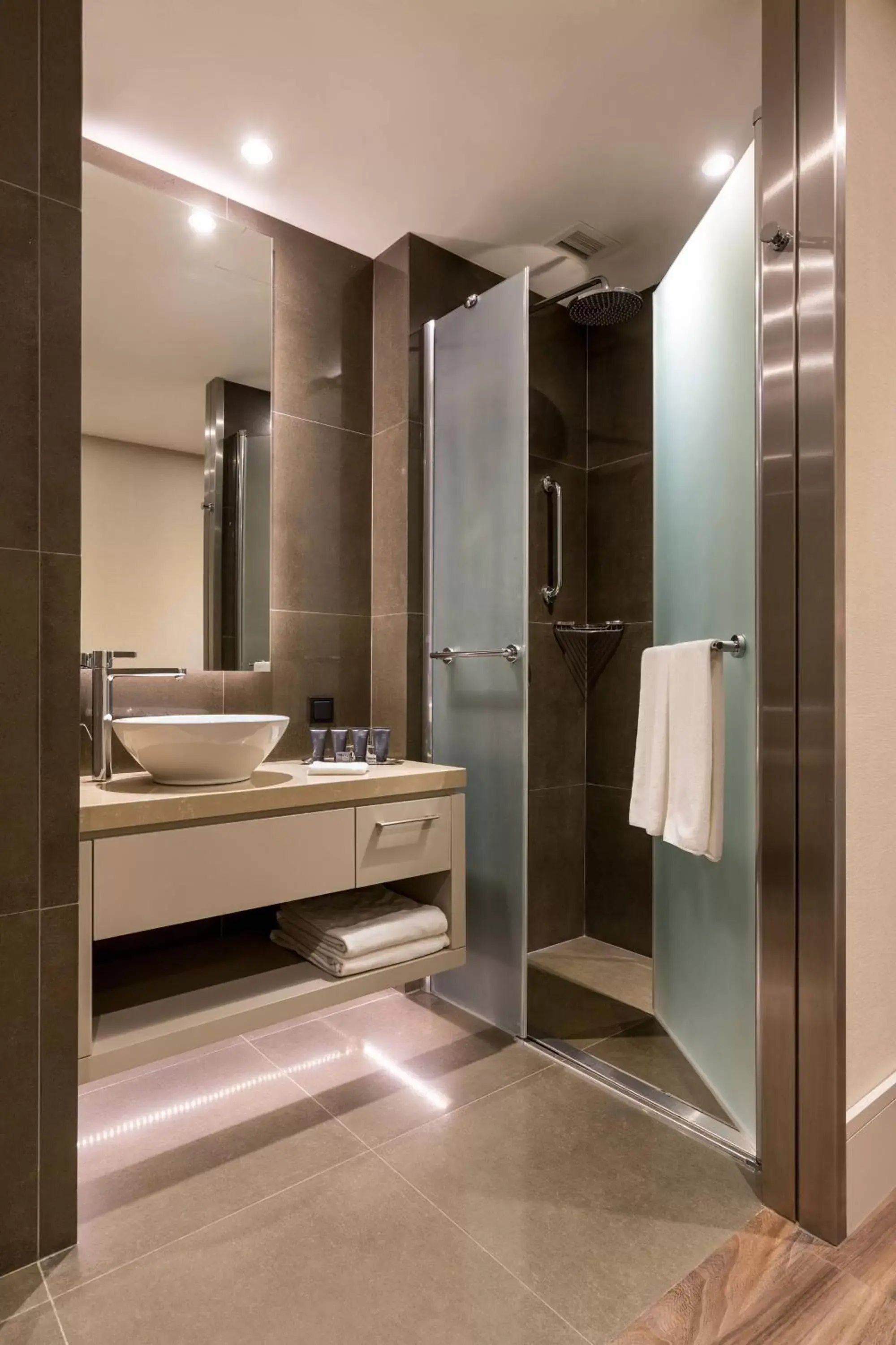 Bathroom in AC Hotel Istanbul Macka