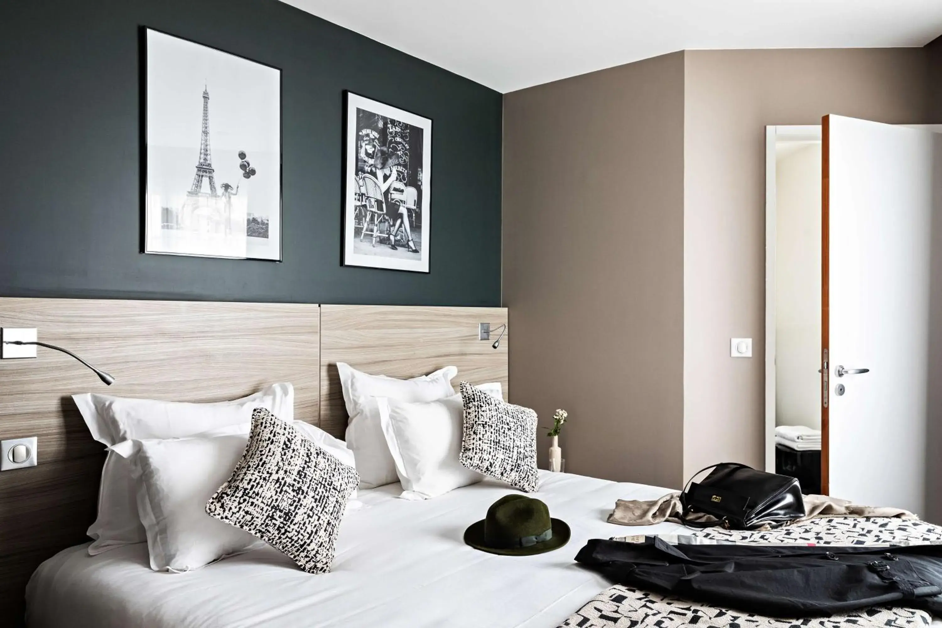 Bedroom, Bed in Best Western Paris Porte de Versailles