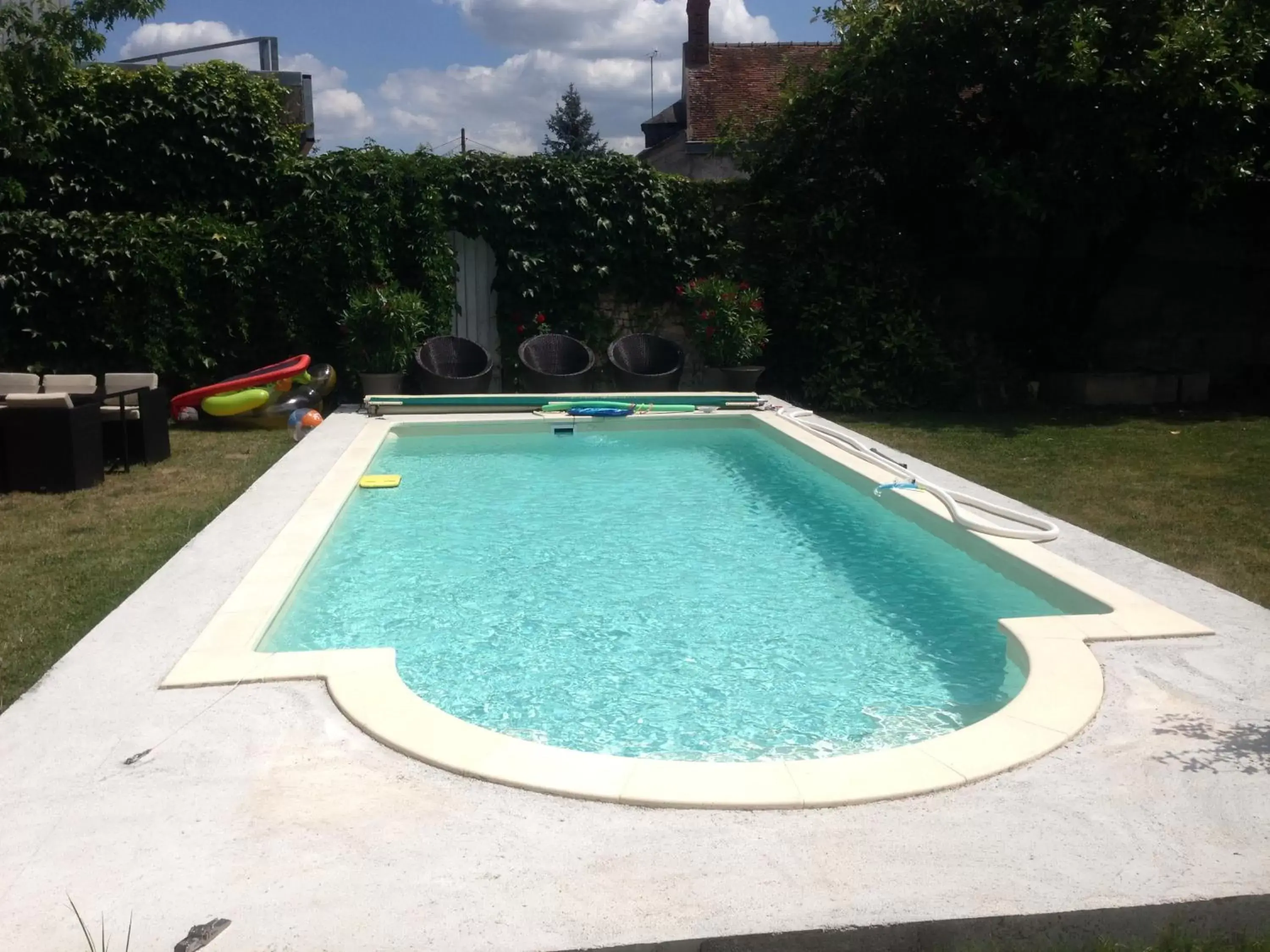 Swimming Pool in Chambre d'Hôtes des Ducs