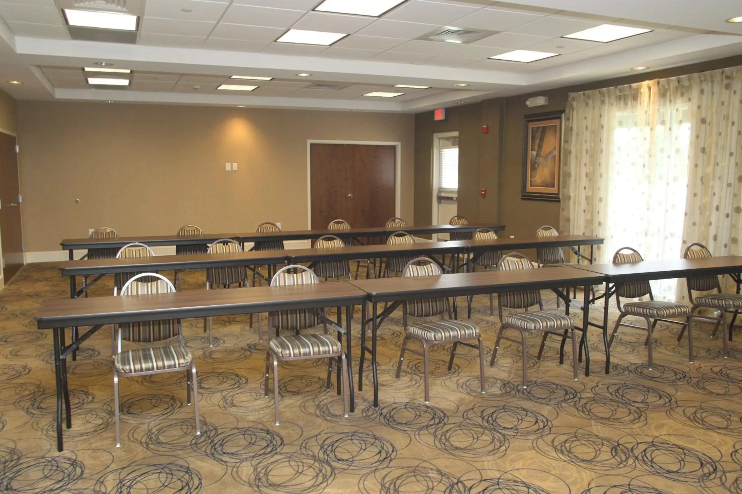 Meeting/conference room in Holiday Inn Express Pembroke, an IHG Hotel