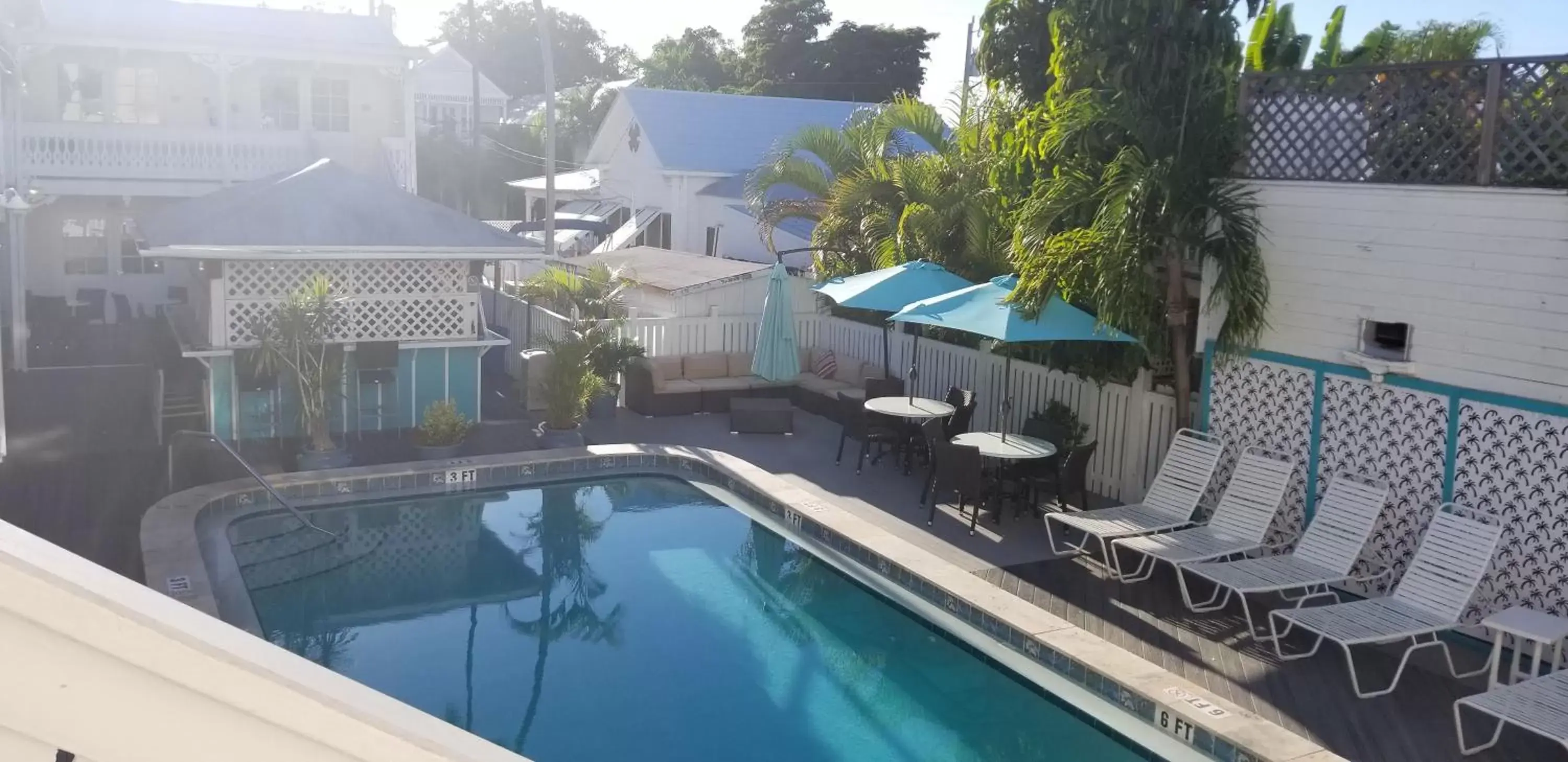 Swimming Pool in The Palms Hotel