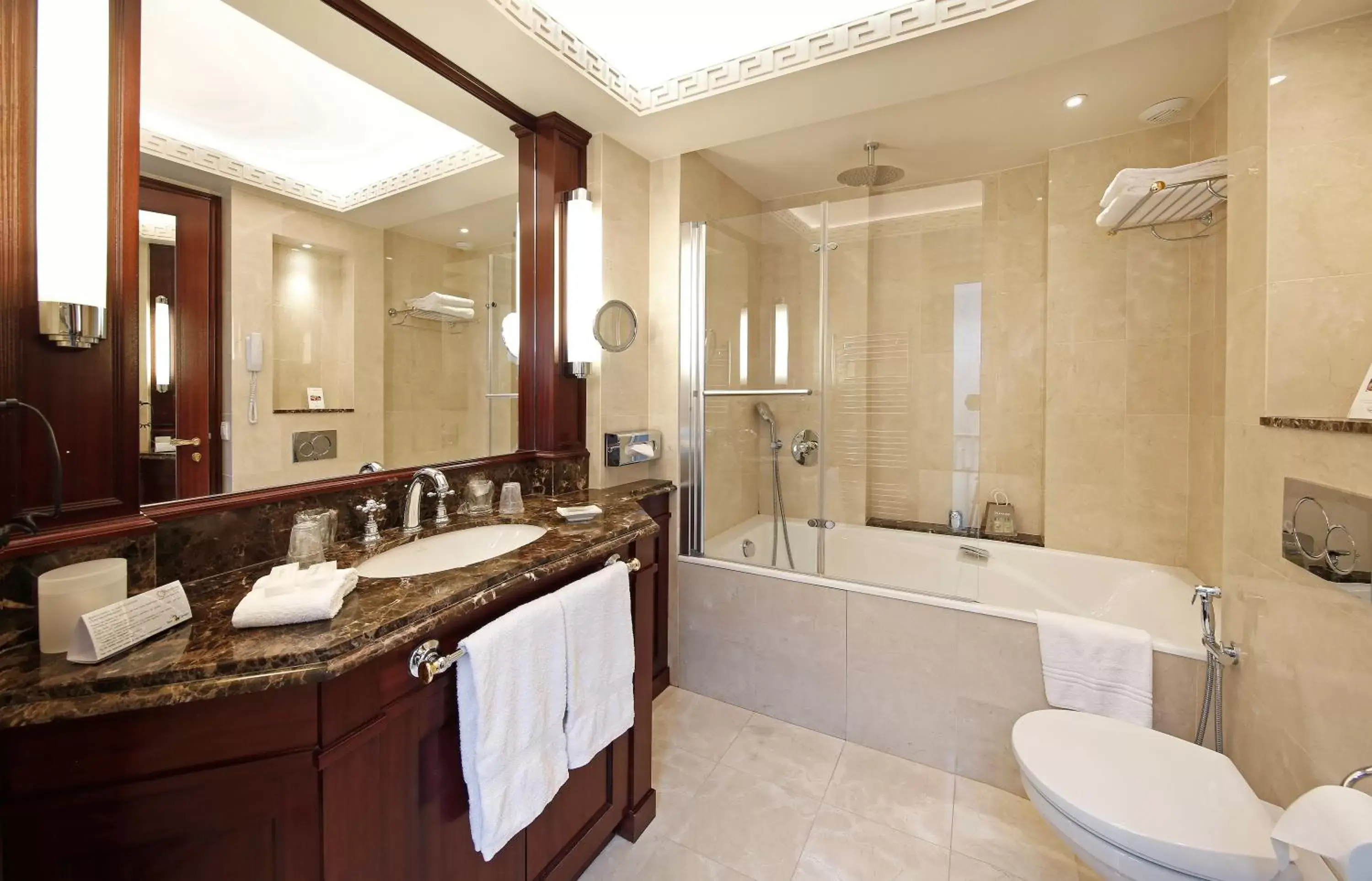 Bathroom in Hotel Napoleon Paris