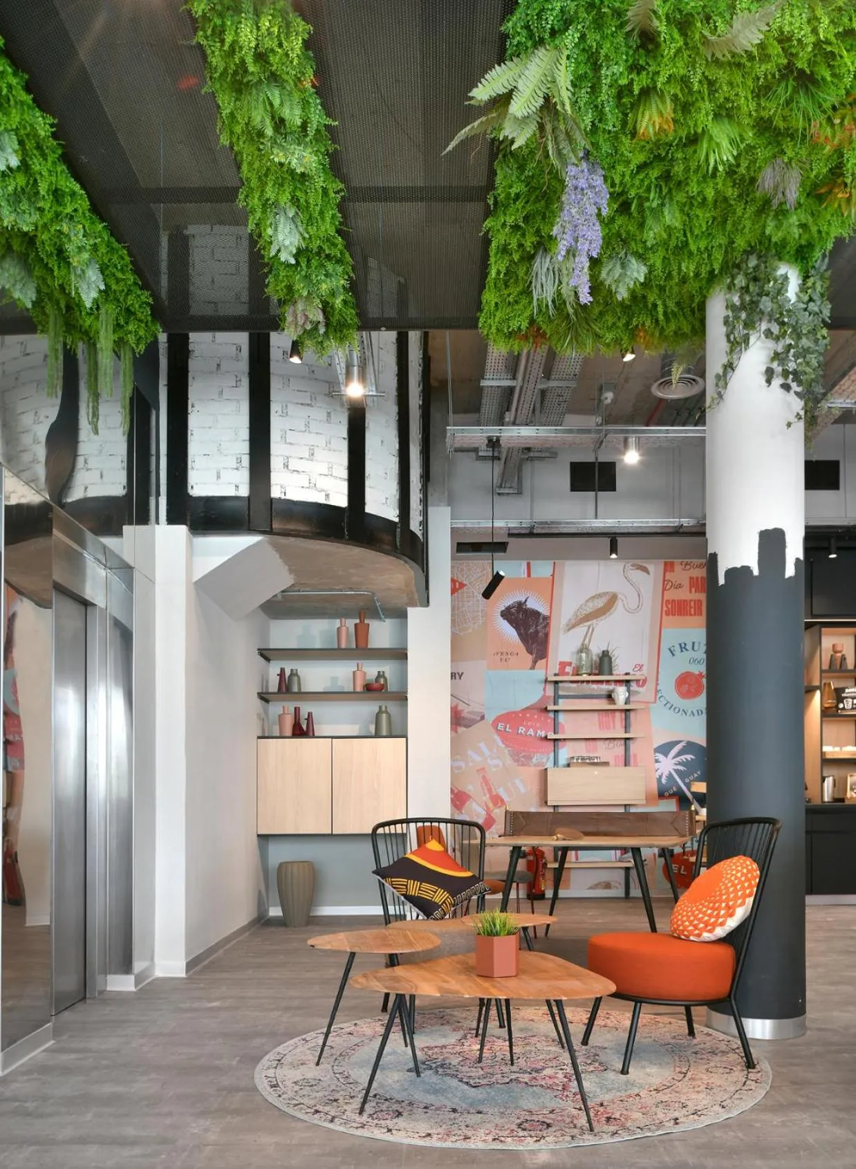 Lobby or reception in Ibis Madrid Getafe