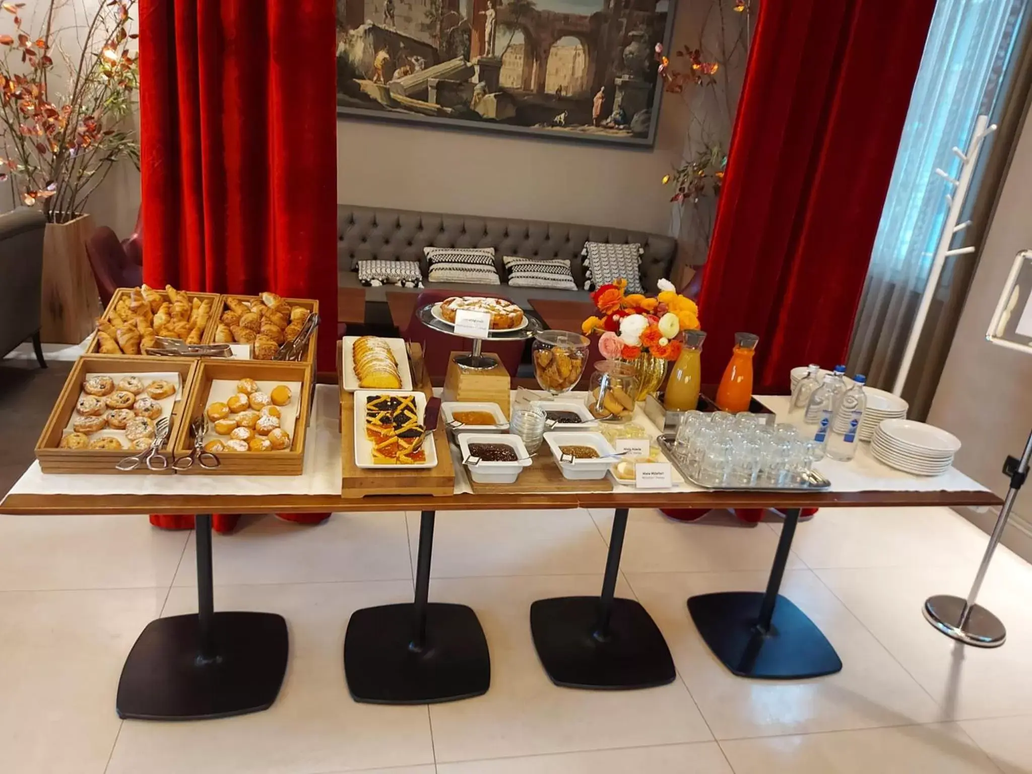 Breakfast in Grand Hotel Palace