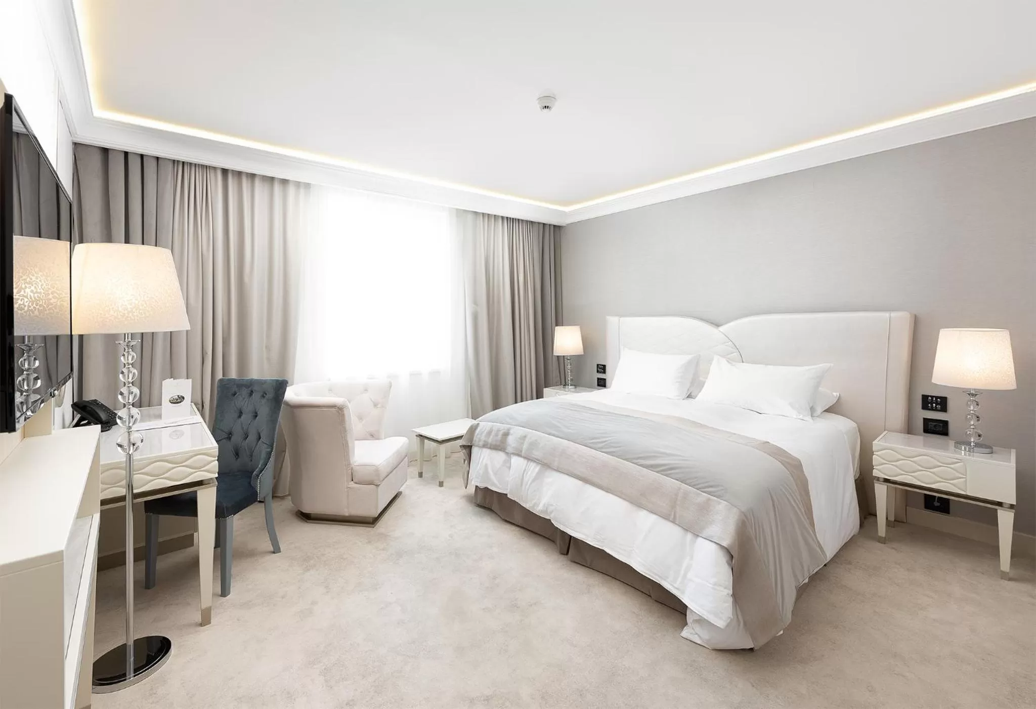 Superior Double Room  with free SPA access in Tresor Le Palais Timisoara, Curio Collection by Hilton