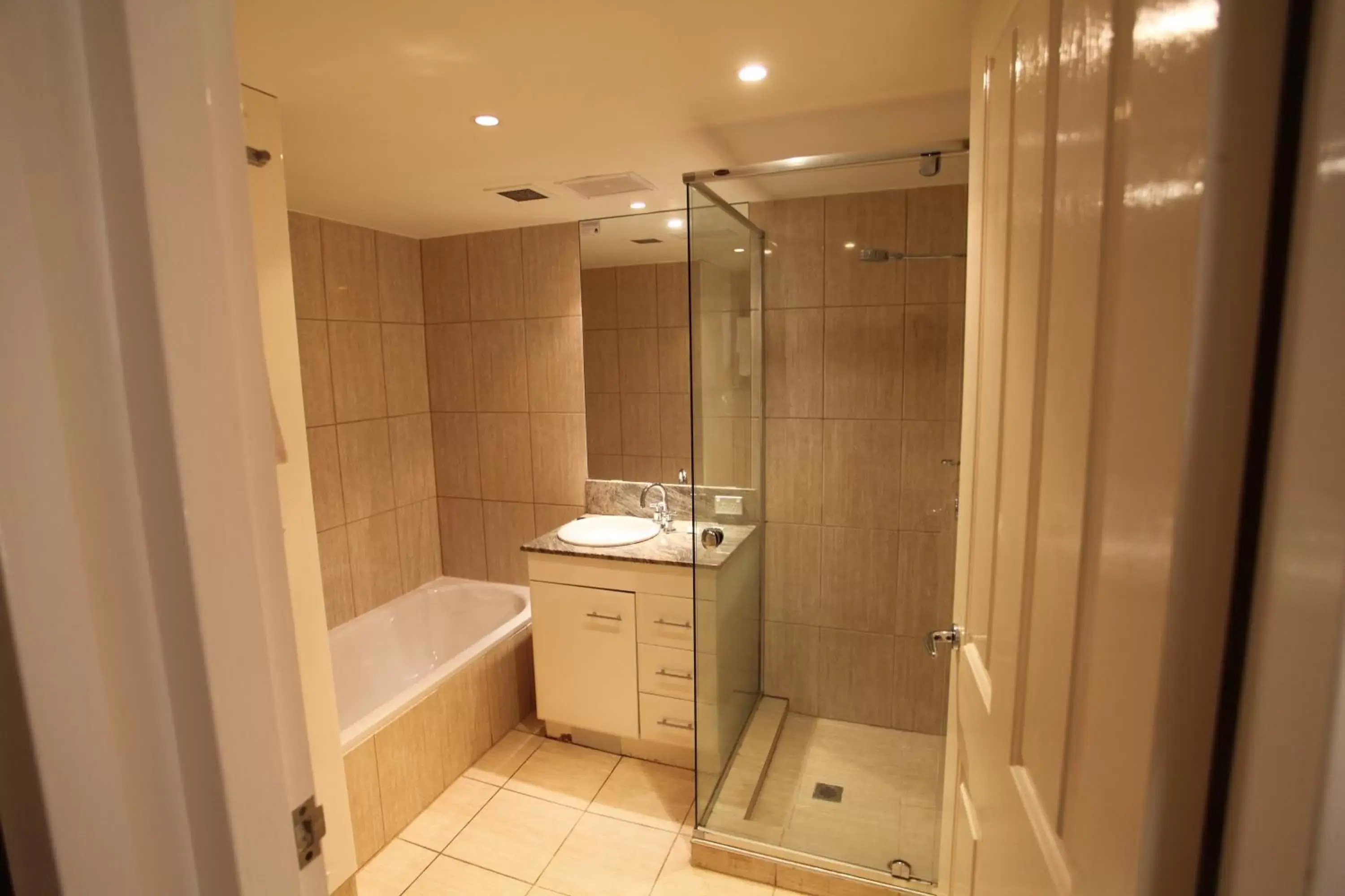 Bathroom in Anacapri Holiday Resort Apartments