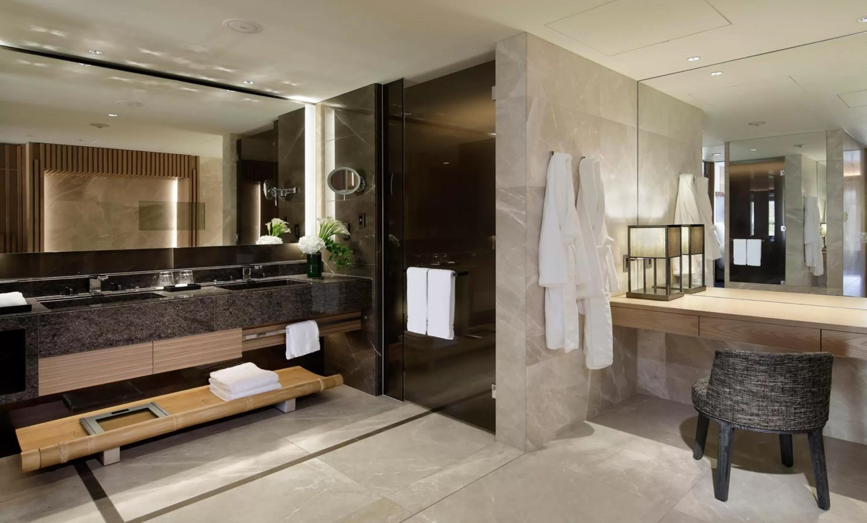 Bathroom in Four Seasons Hotel Kyoto