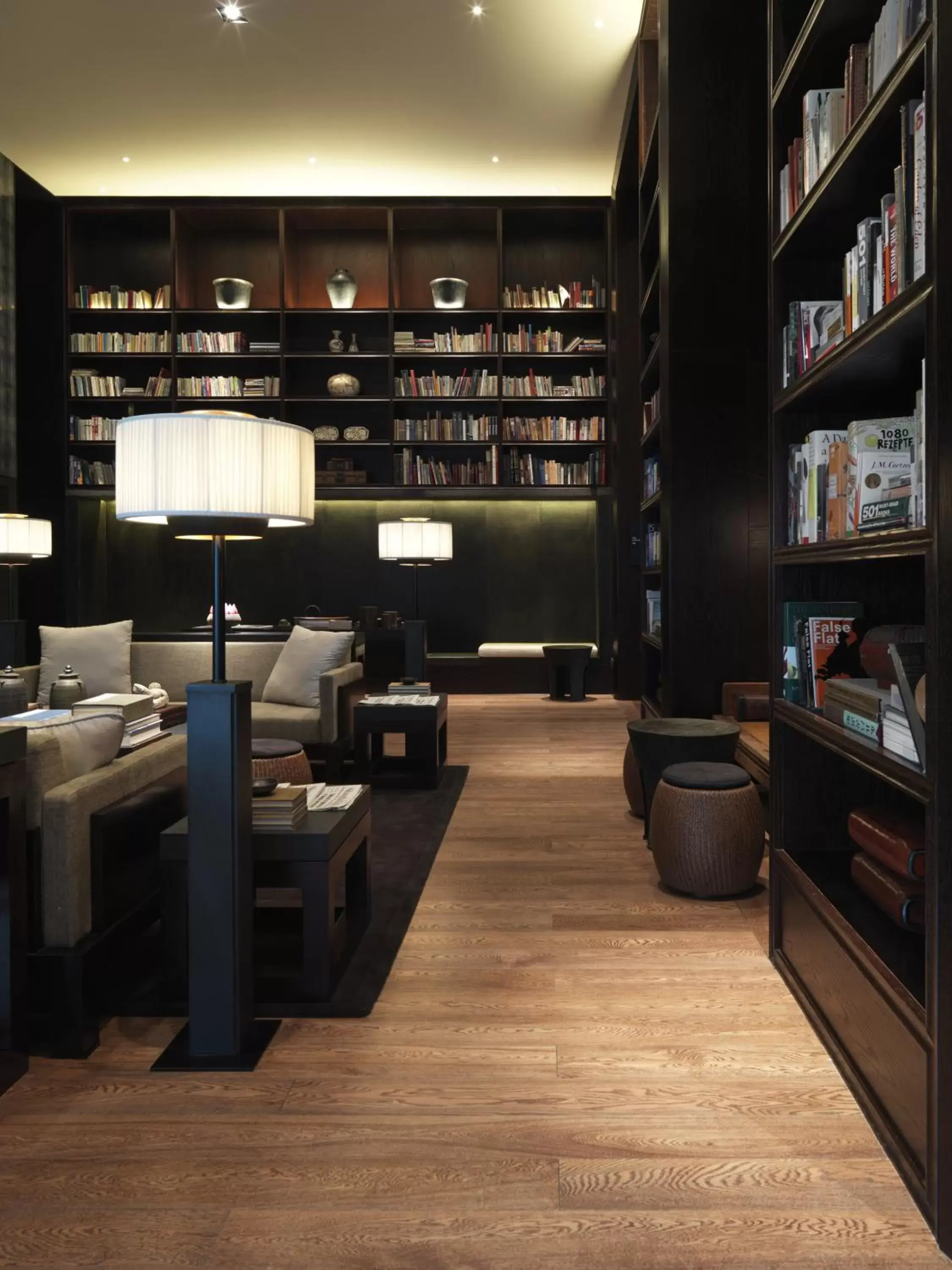 Library in The Puli Hotel And Spa