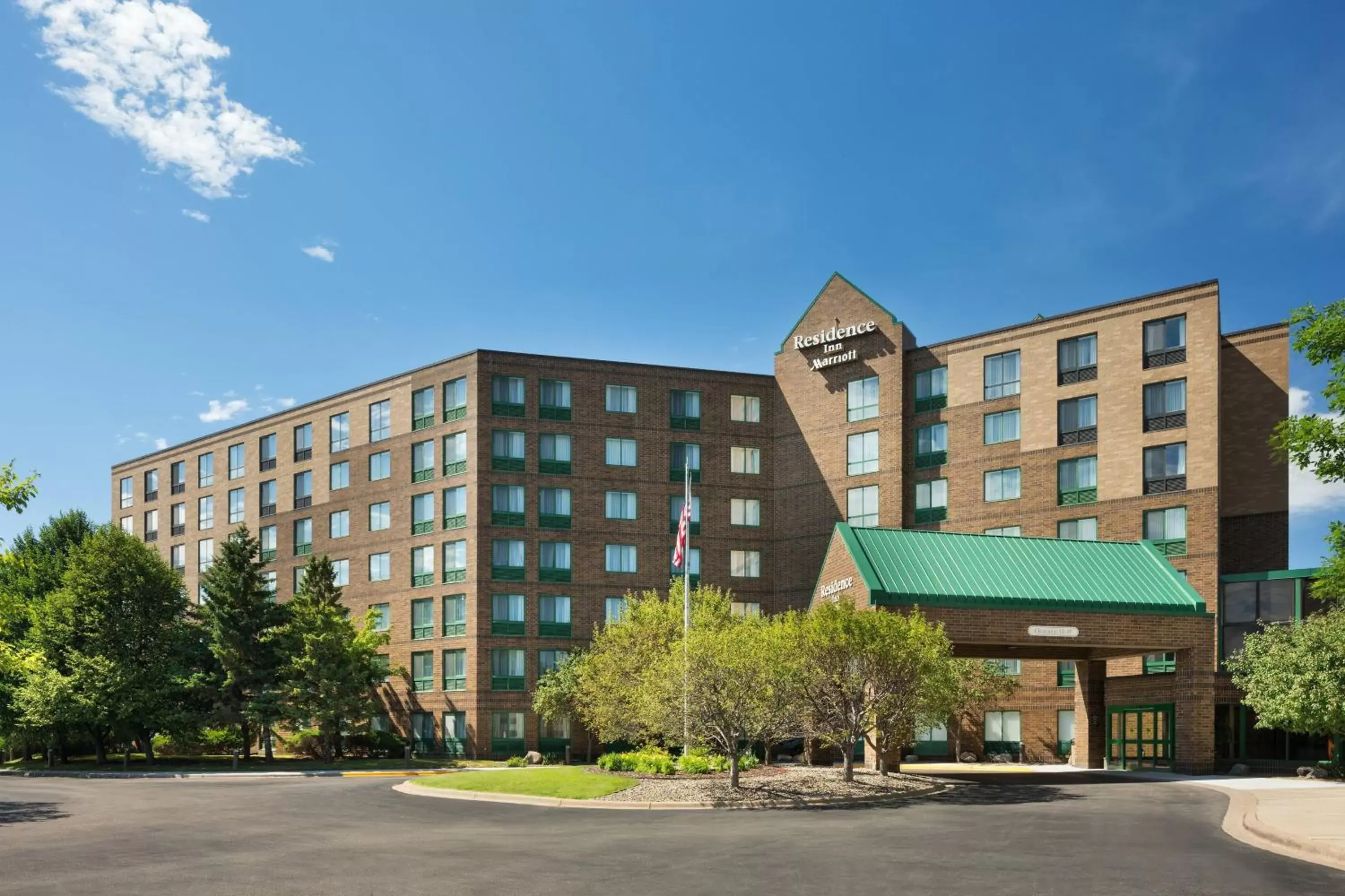 Property Building in Residence Inn by Marriott Minneapolis Edina