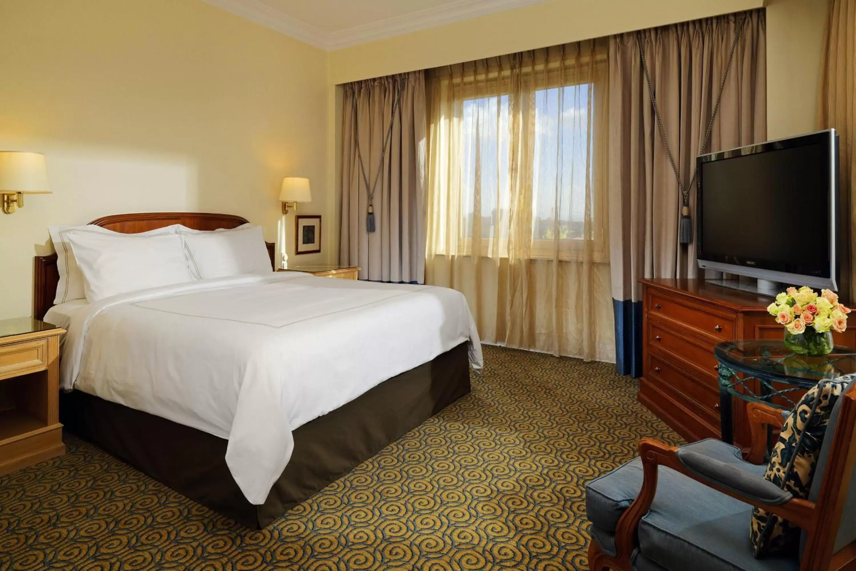 Photo of the whole room, Bed in Sheraton Addis, a Luxury Collection Hotel, Addis Ababa