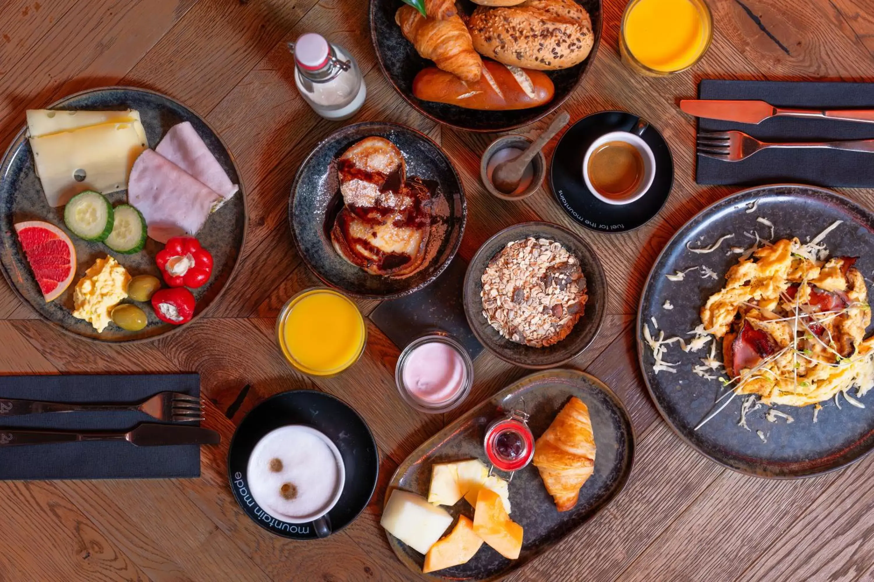 Breakfast in 24 by AvenidA Hotel & Residences Kaprun