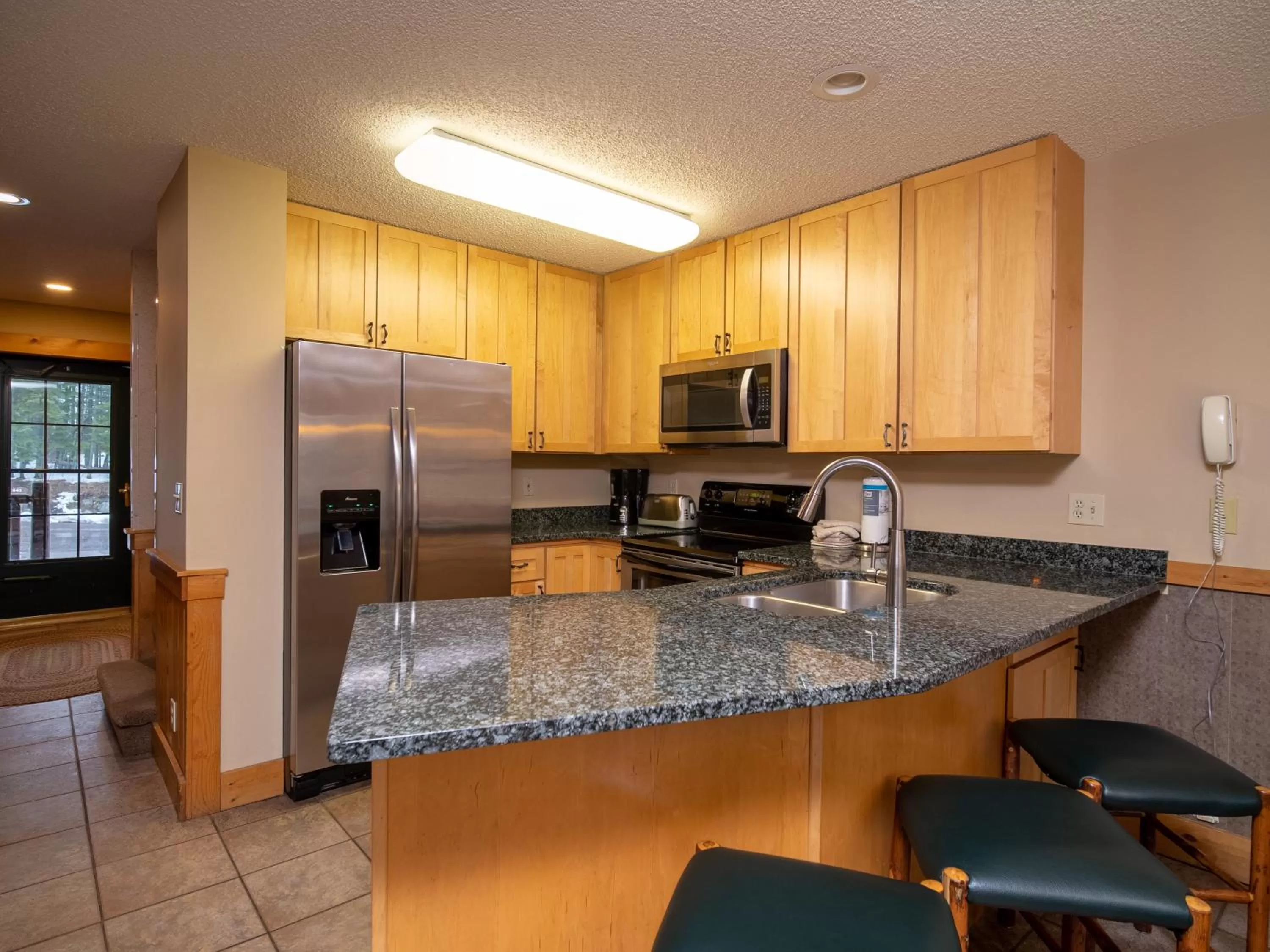 Kitchen or kitchenette in Caribou Highlands Lodge