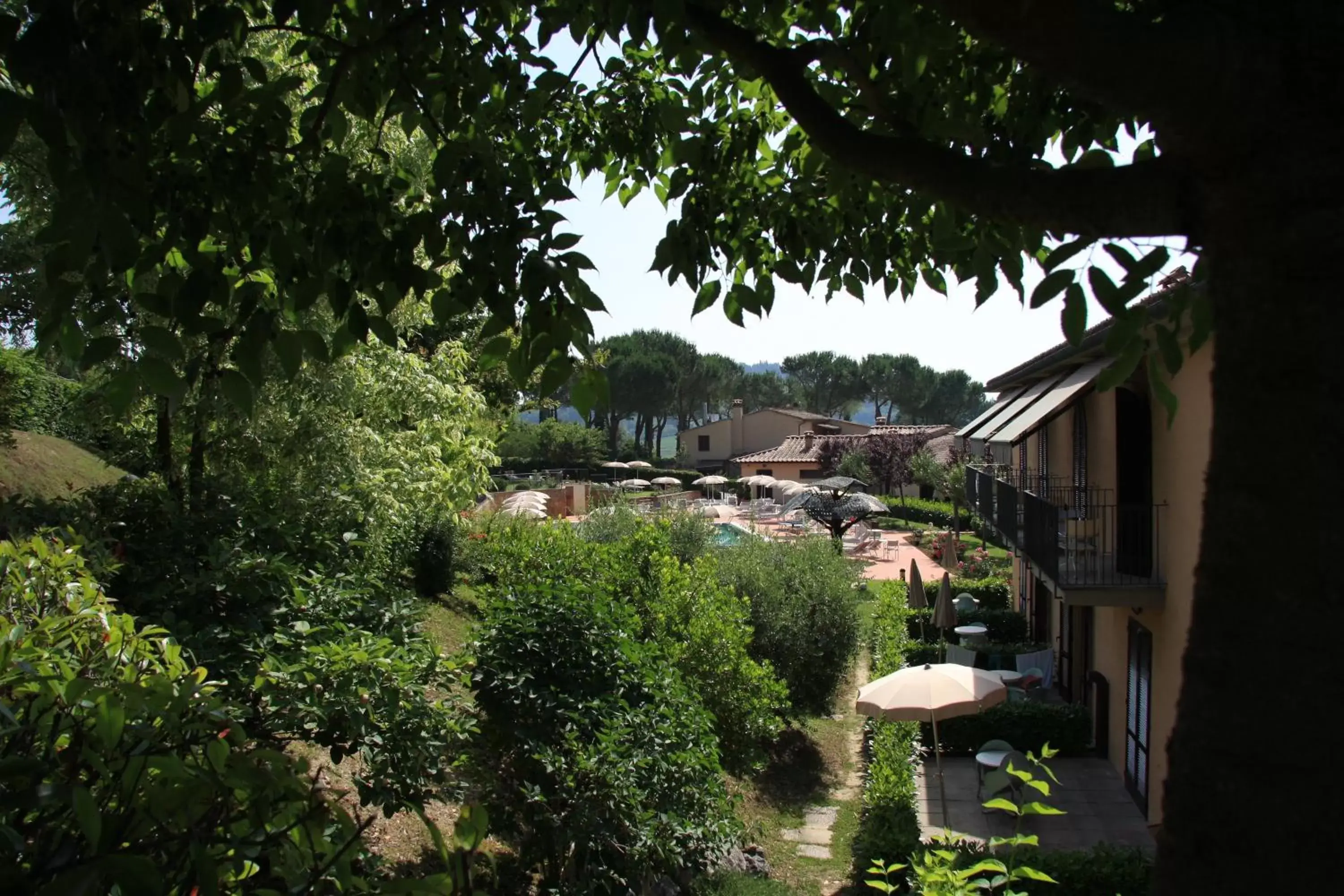 Property building, Neighborhood in Hotel Sovestro