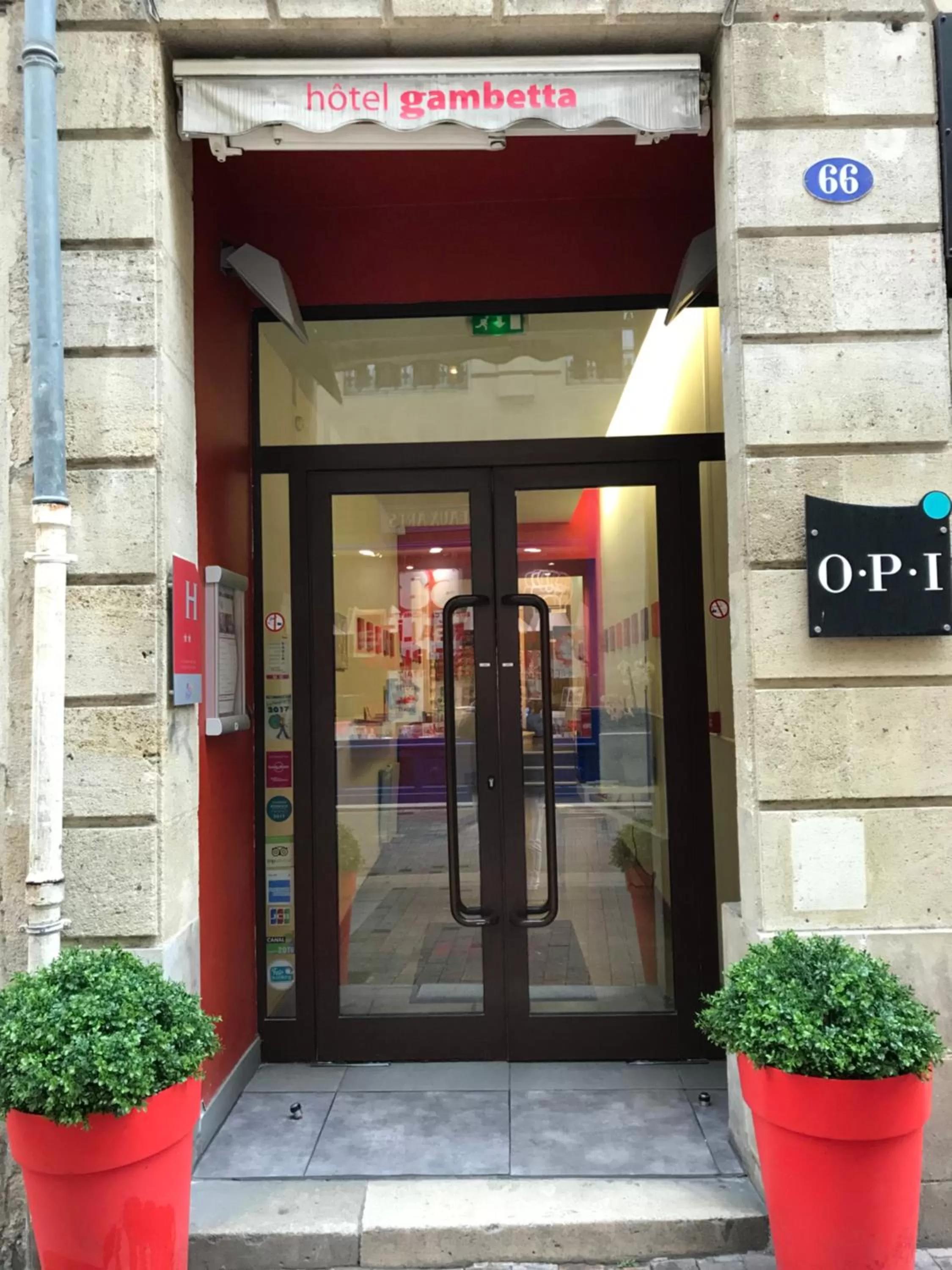 Property building in Hotel Gambetta