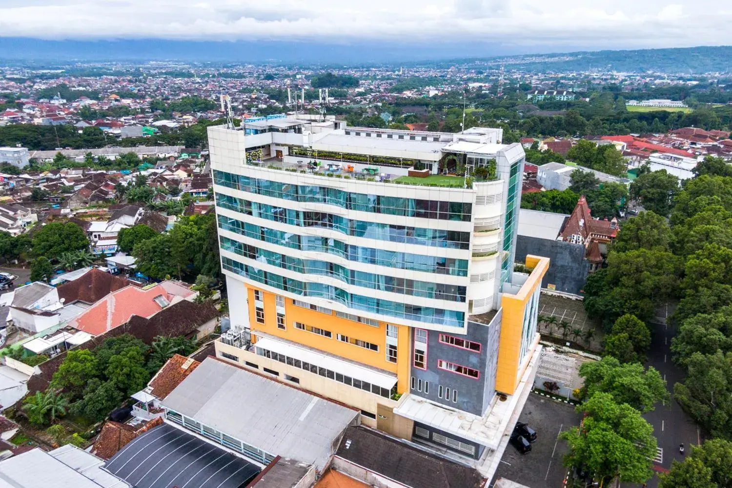 Property building in THE 1O1 Malang OJ Property building in THE 1O1 Malang OJ