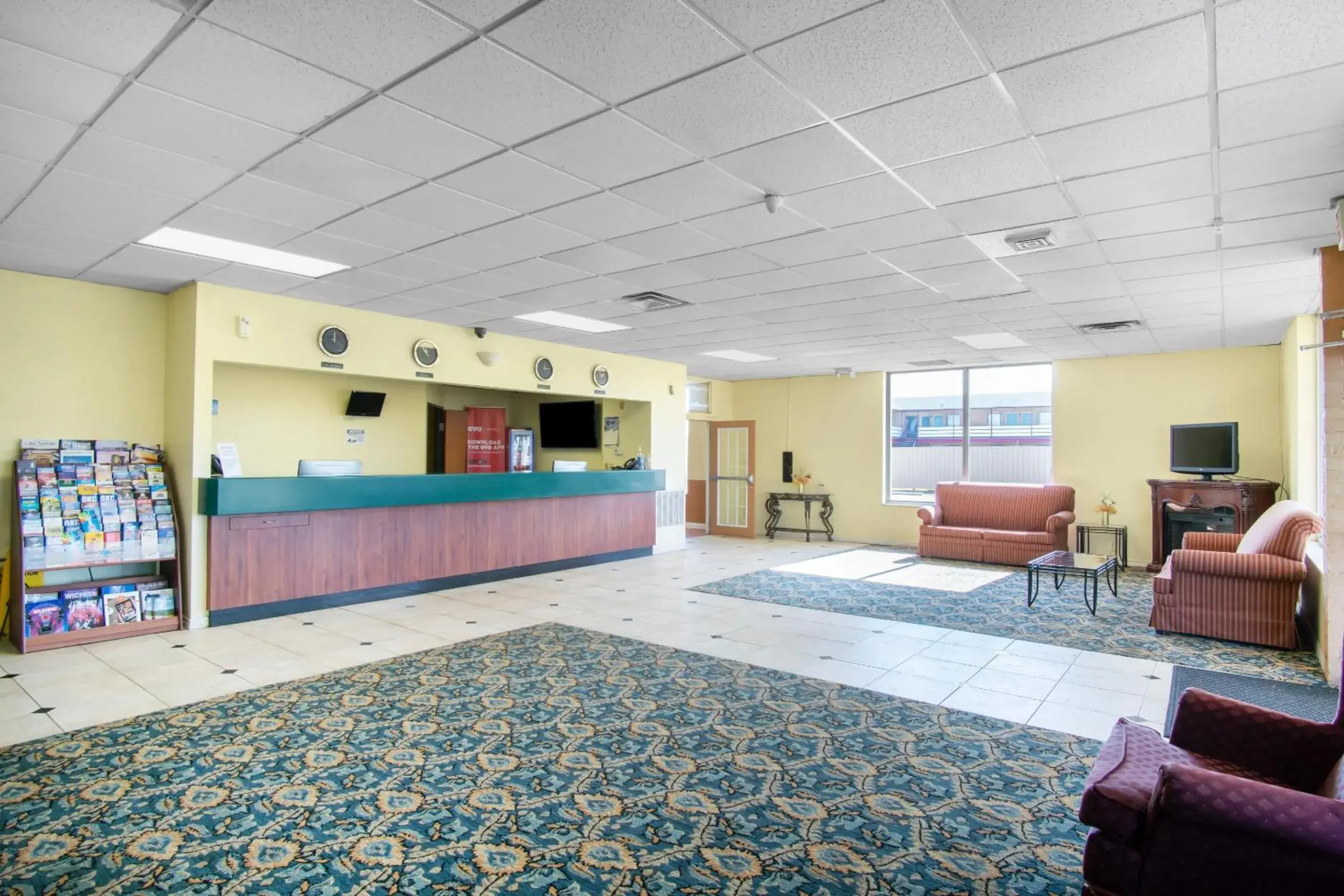 Lobby or reception, Lounge/Bar in OYO Hotel Oklahoma City South I-35 and SE 29th