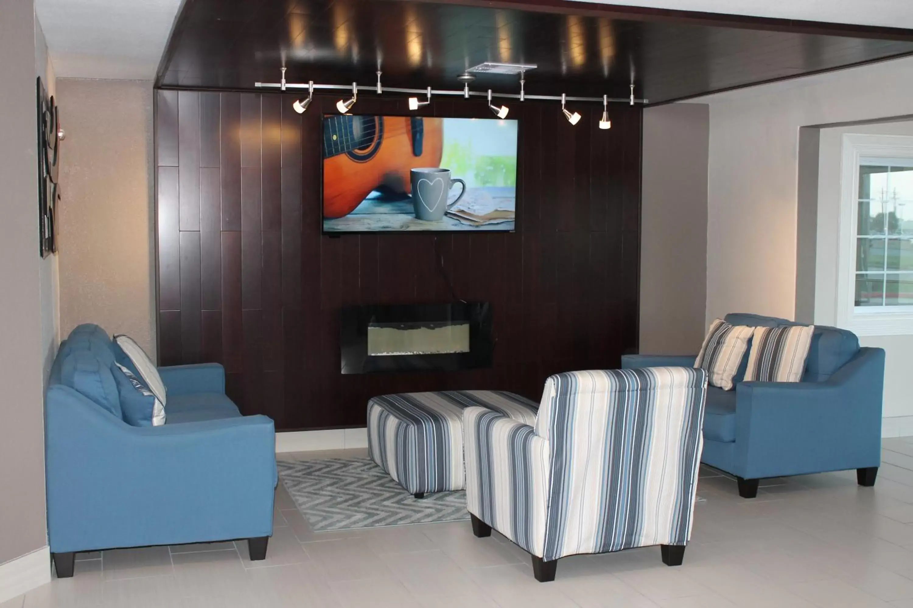 Lobby or reception, Seating Area in Quality Inn & Suites Port Arthur - Nederland