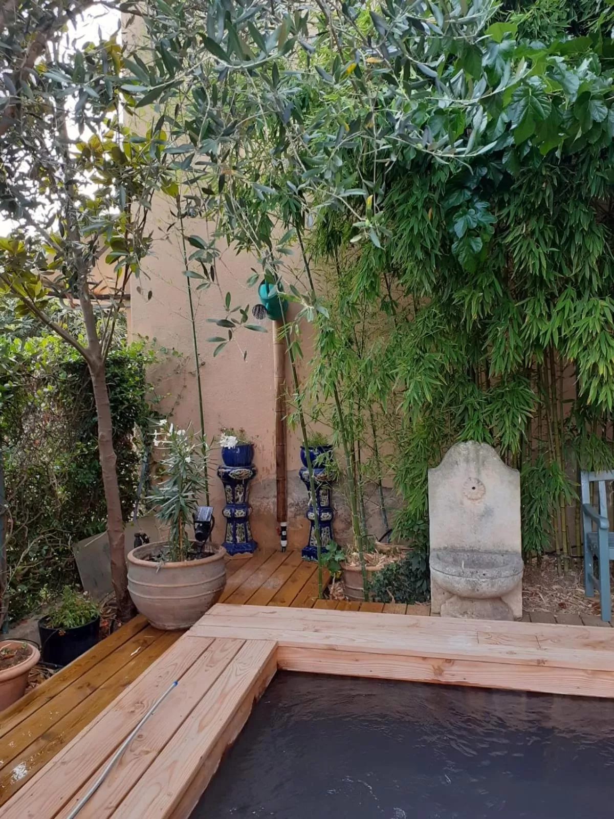 Garden, Swimming Pool in Le Belvédère - Chambres d'hôtes de charme et Restaurant