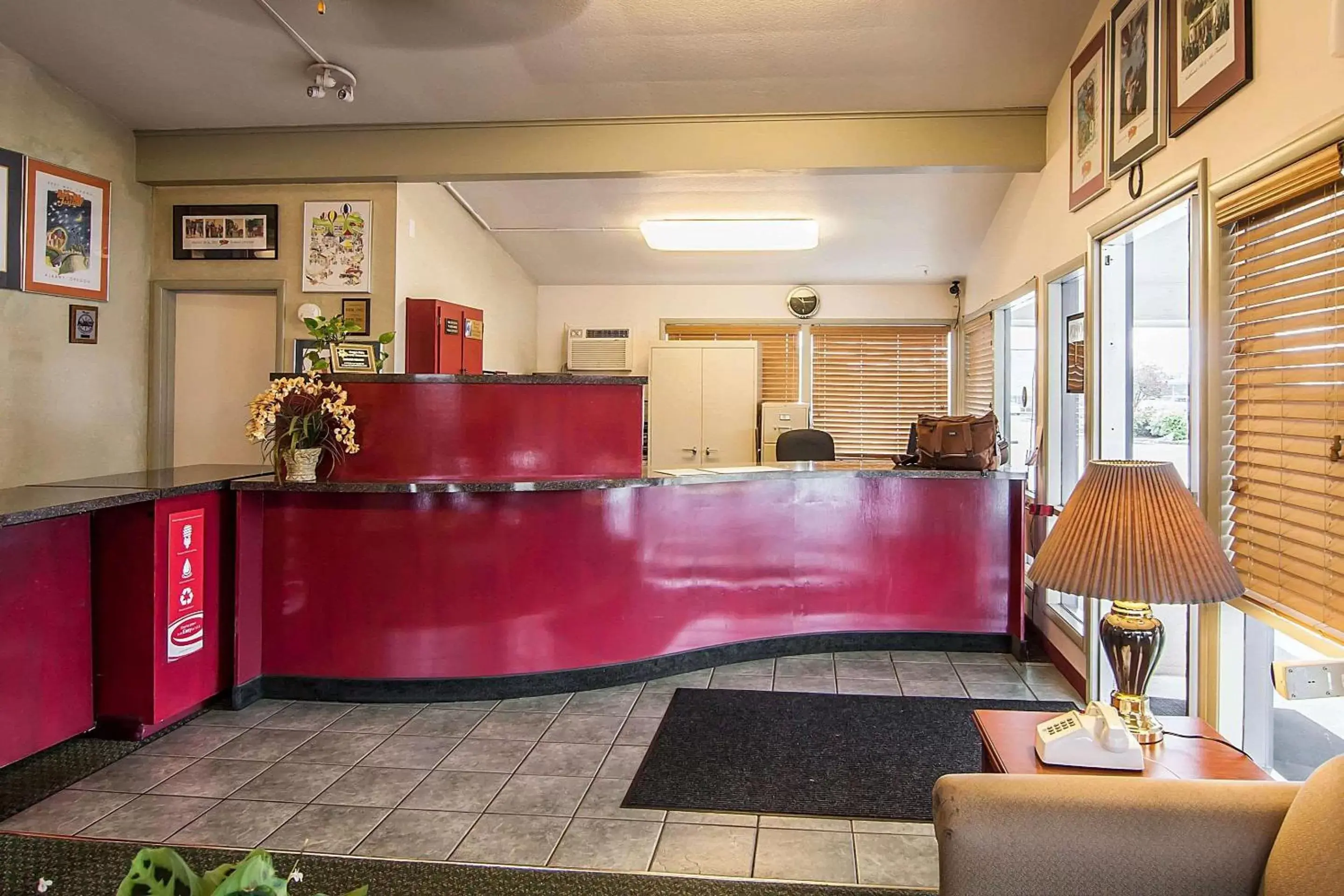 Lobby or reception, Lobby/Reception in Rodeway Inn Albany