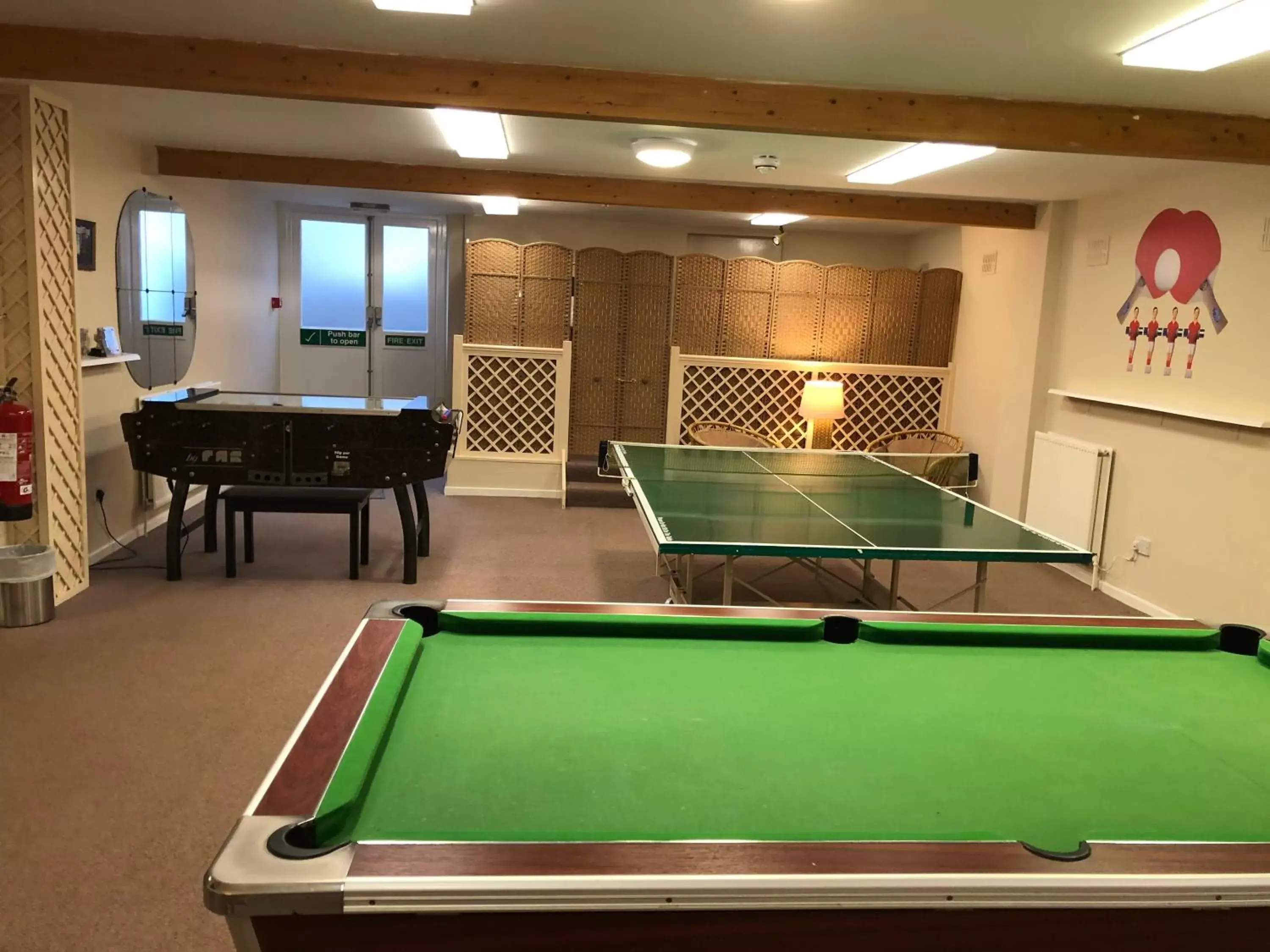 Game Room, Billiards in Park Manor Hotel