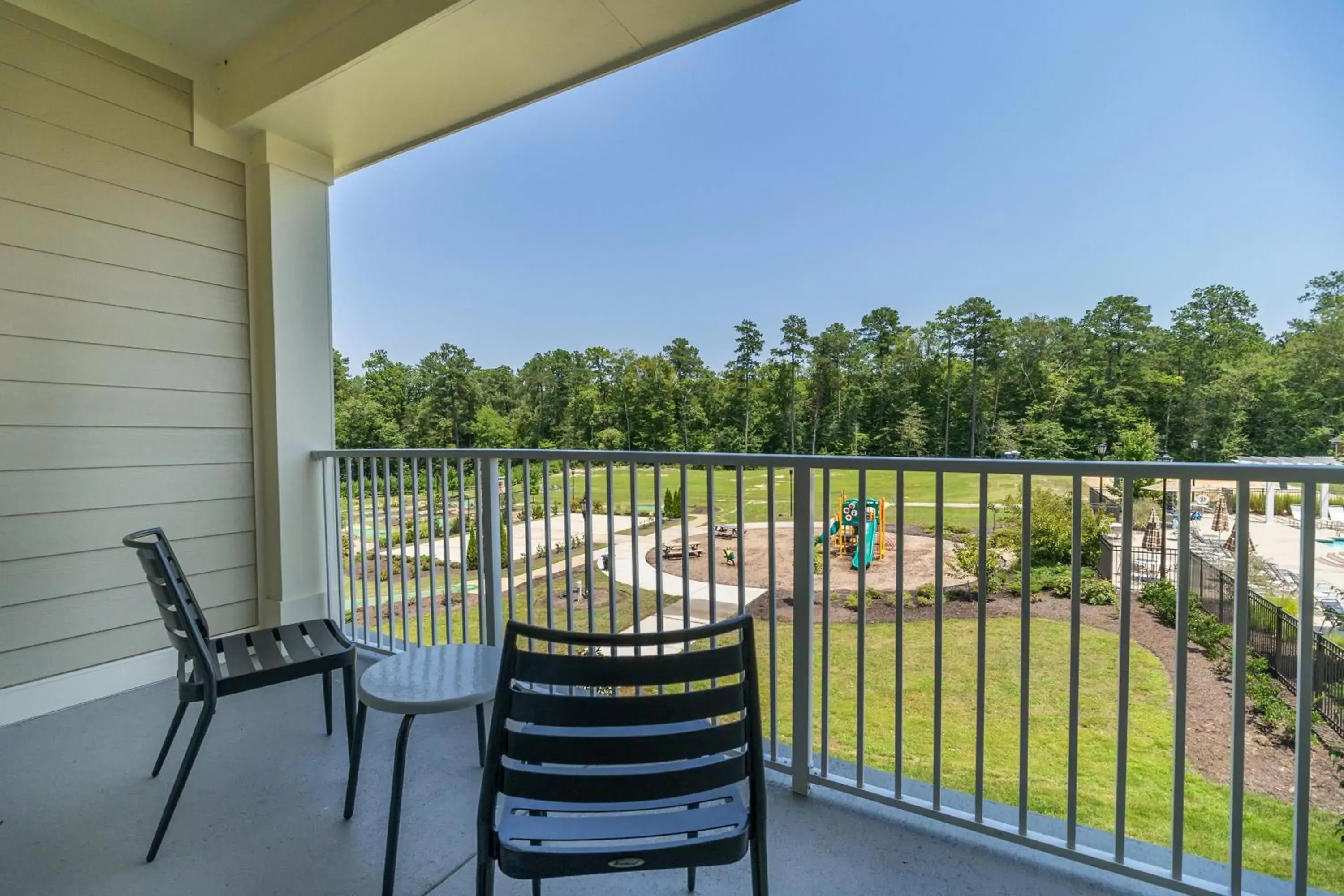 Photo of the whole room, Balcony/Terrace in Holiday Inn Club Vacations Williamsburg Resort, an IHG Hotel