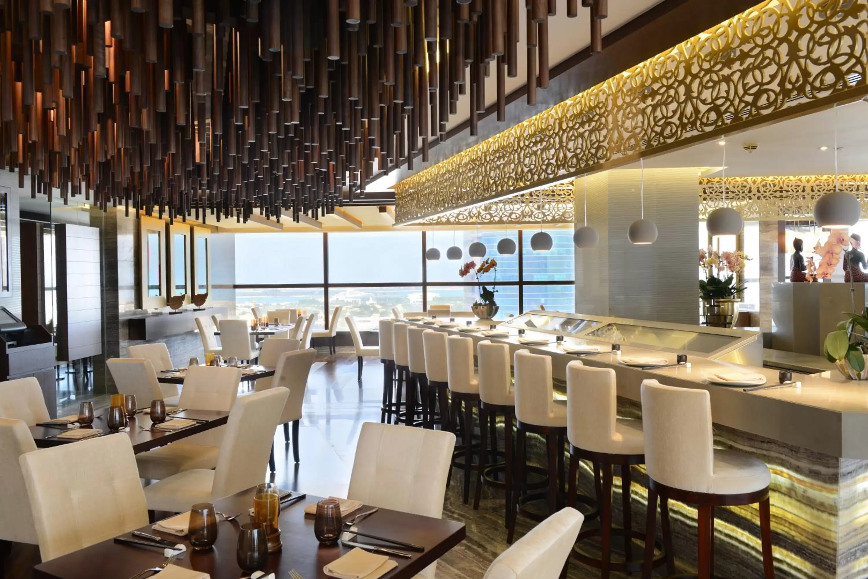 Restaurant/Places to Eat in Grand Millennium Dubai