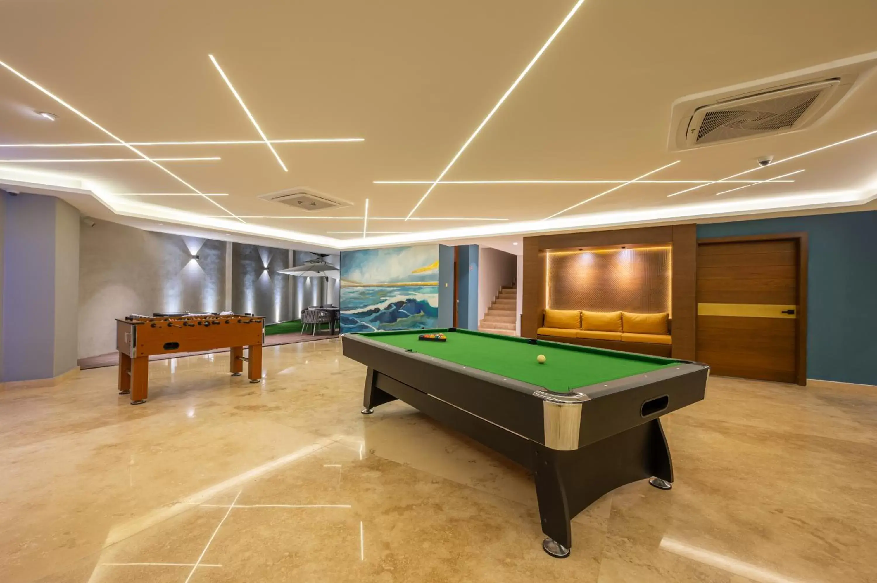 Billiards in Kippal - Modern Oasis - ApartHotel