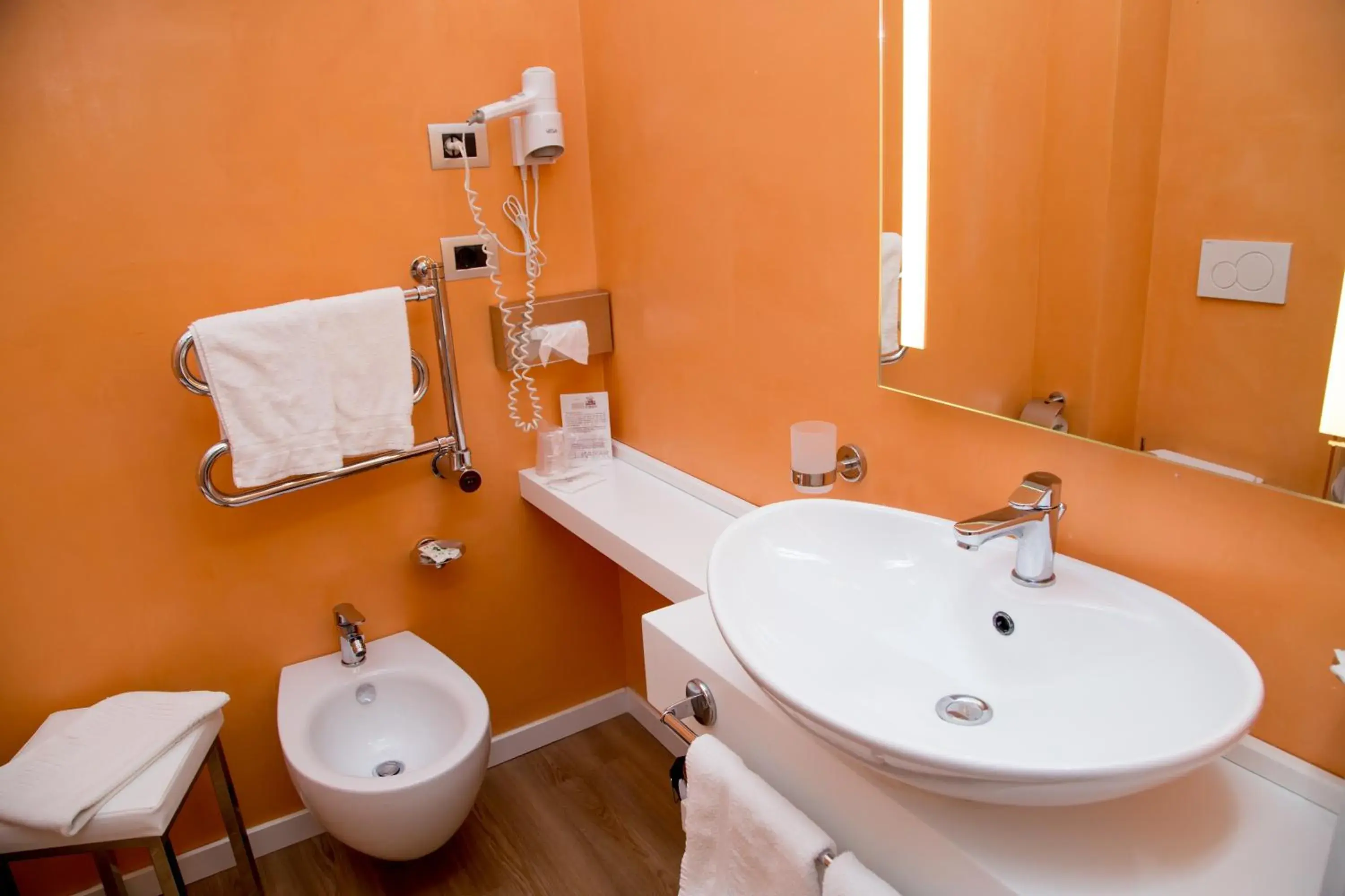 Bathroom in Hotel El Balear