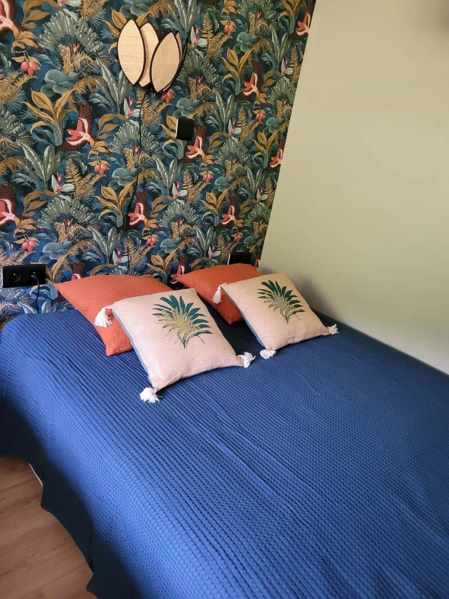 Bed in A L'OMBRE DE LA TREILLE -Proche Saint-Emilion