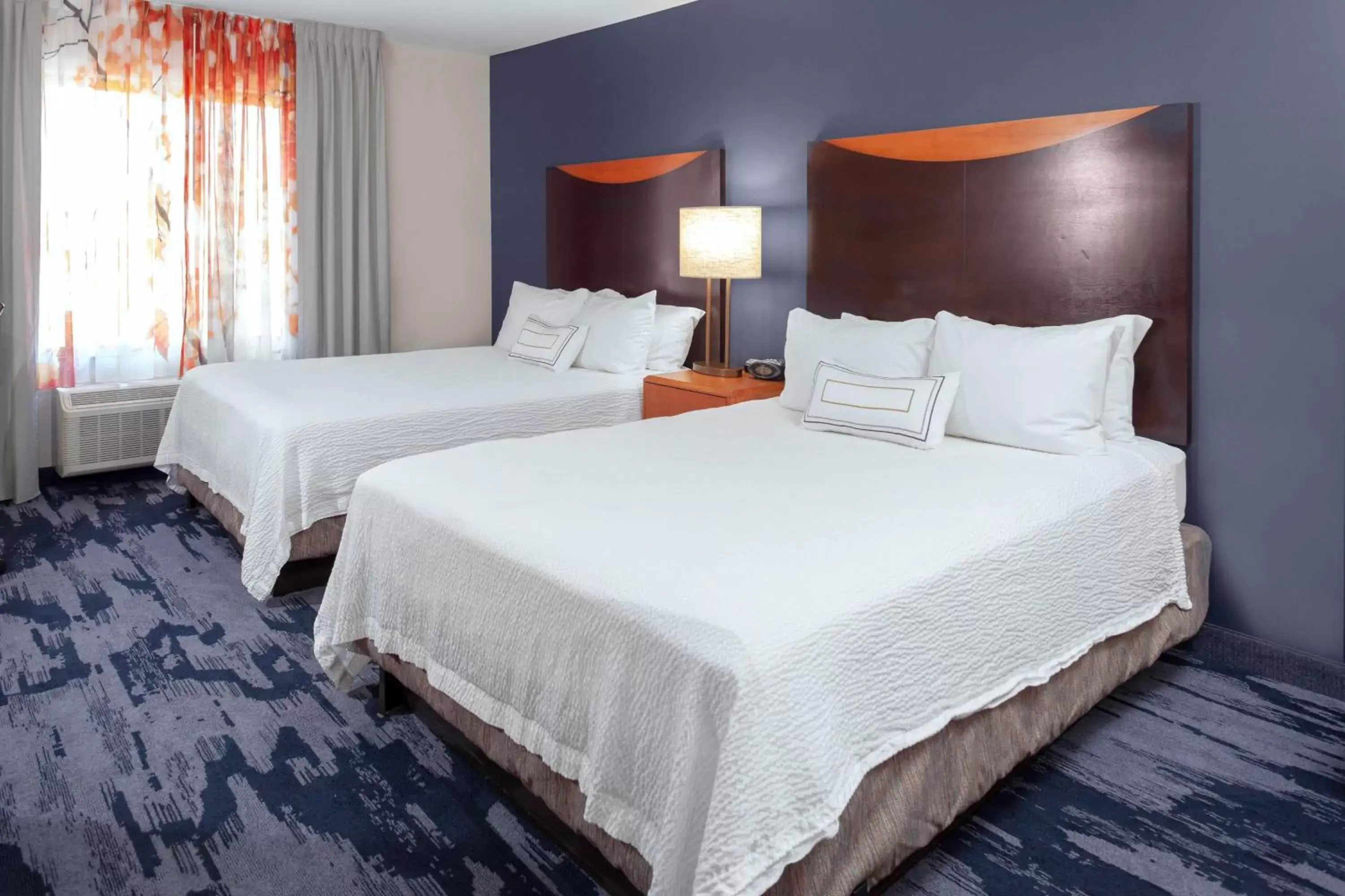 Photo of the whole room, Bed in Fairfield Inn & Suites by Marriott Matthews Charlotte