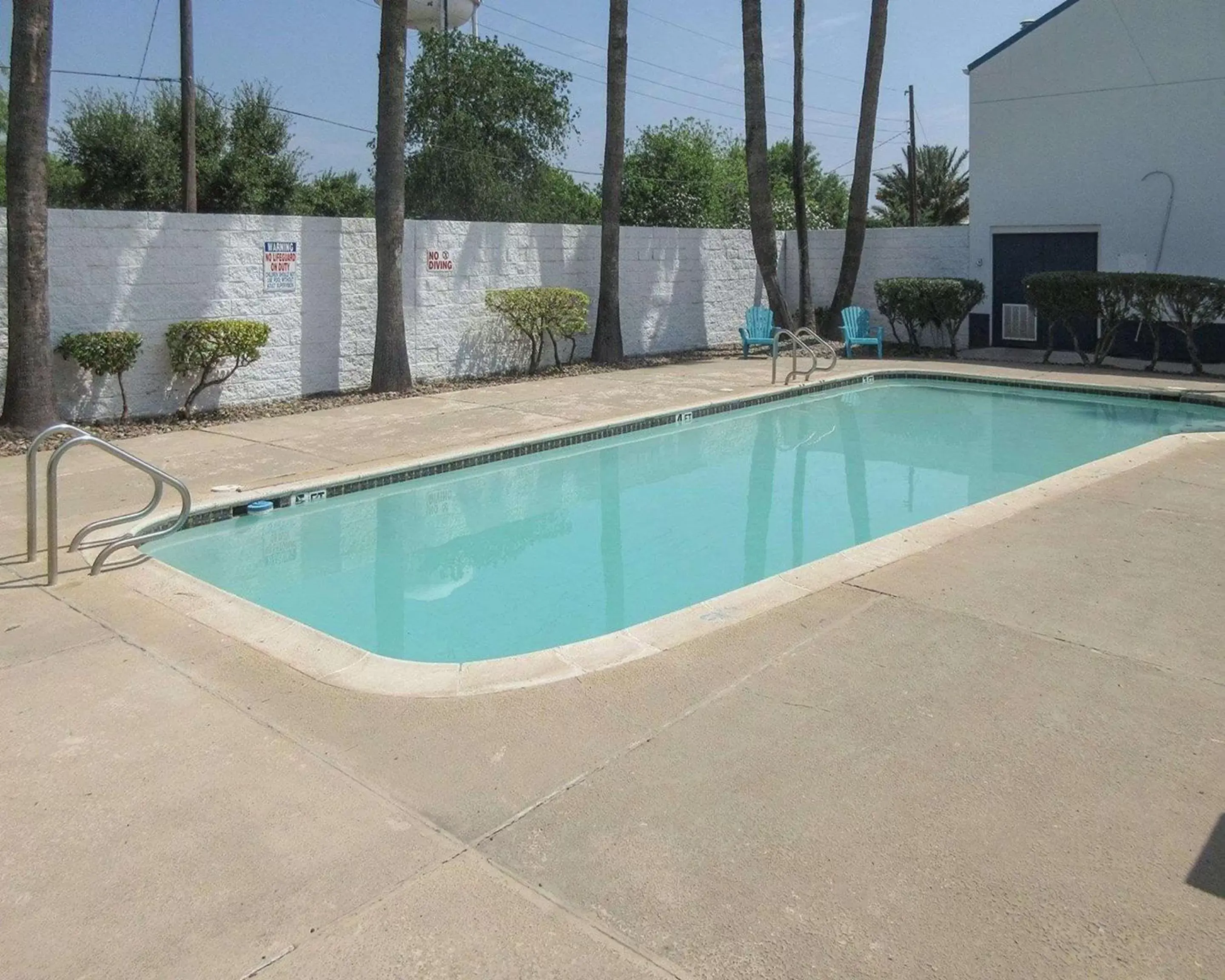 On site, Swimming Pool in Rodeway Inn San Juan
