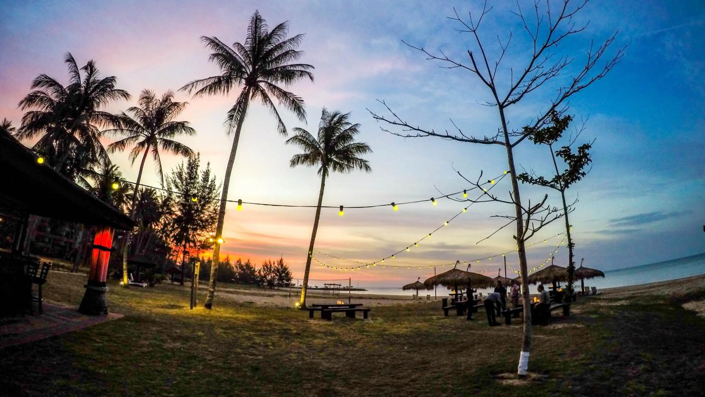 Lounge or bar in Palm Beach Resort & SPA