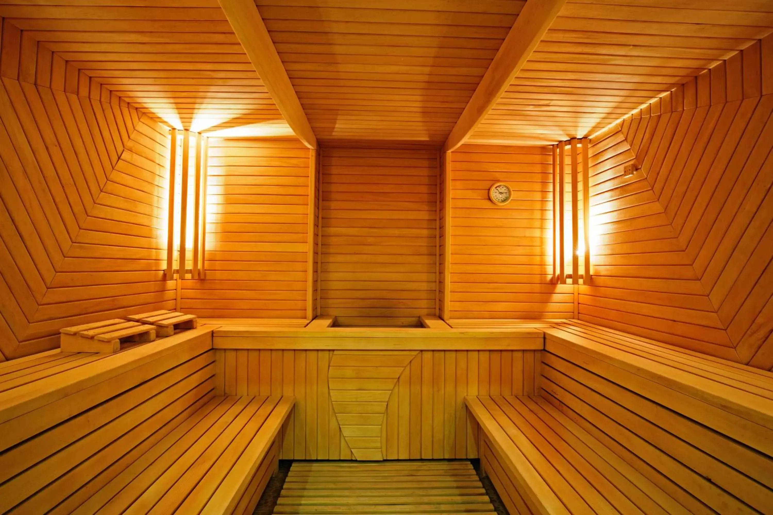 Sauna in Castello Mare Hotel