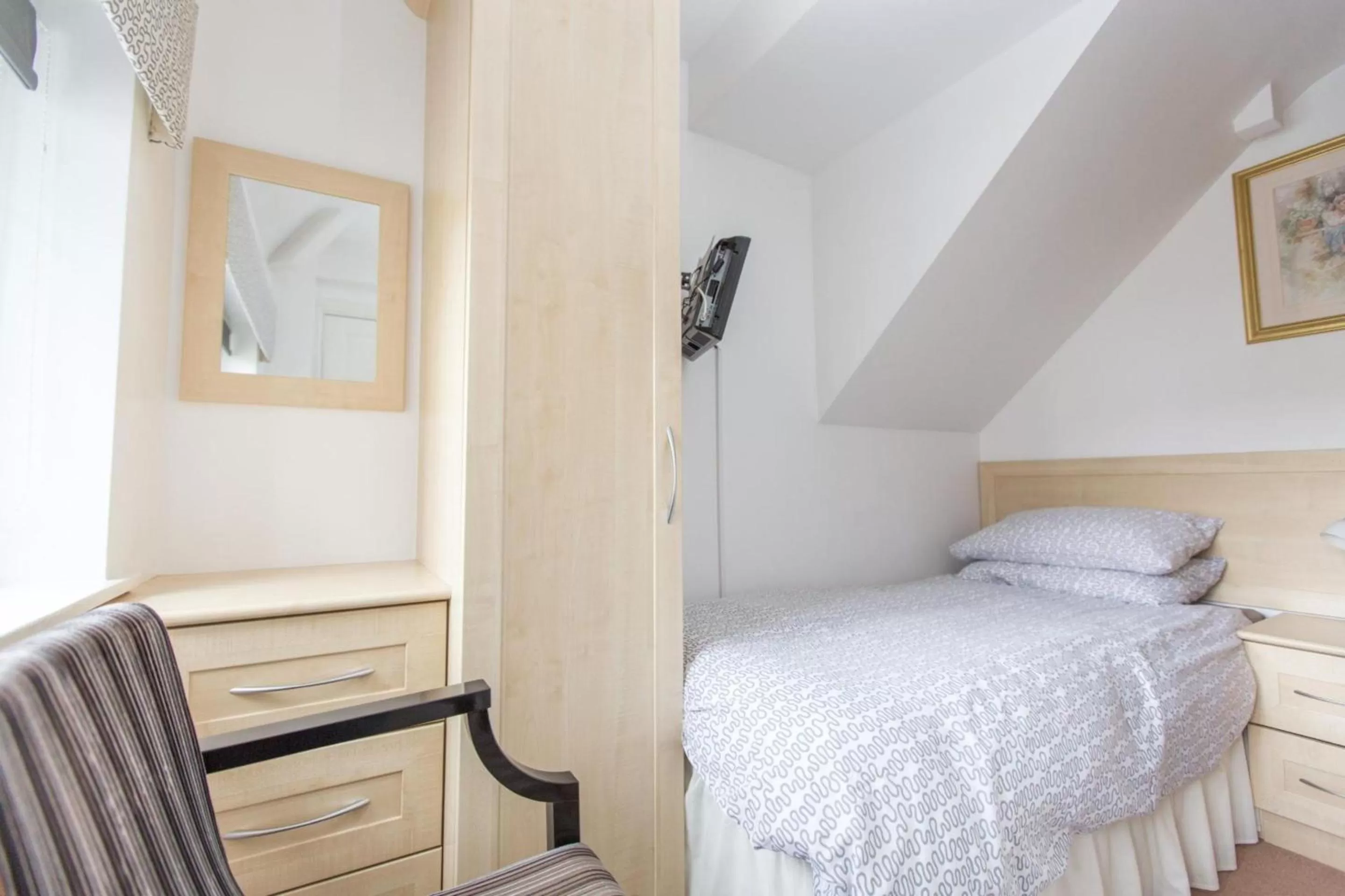 Bed in Station Approach