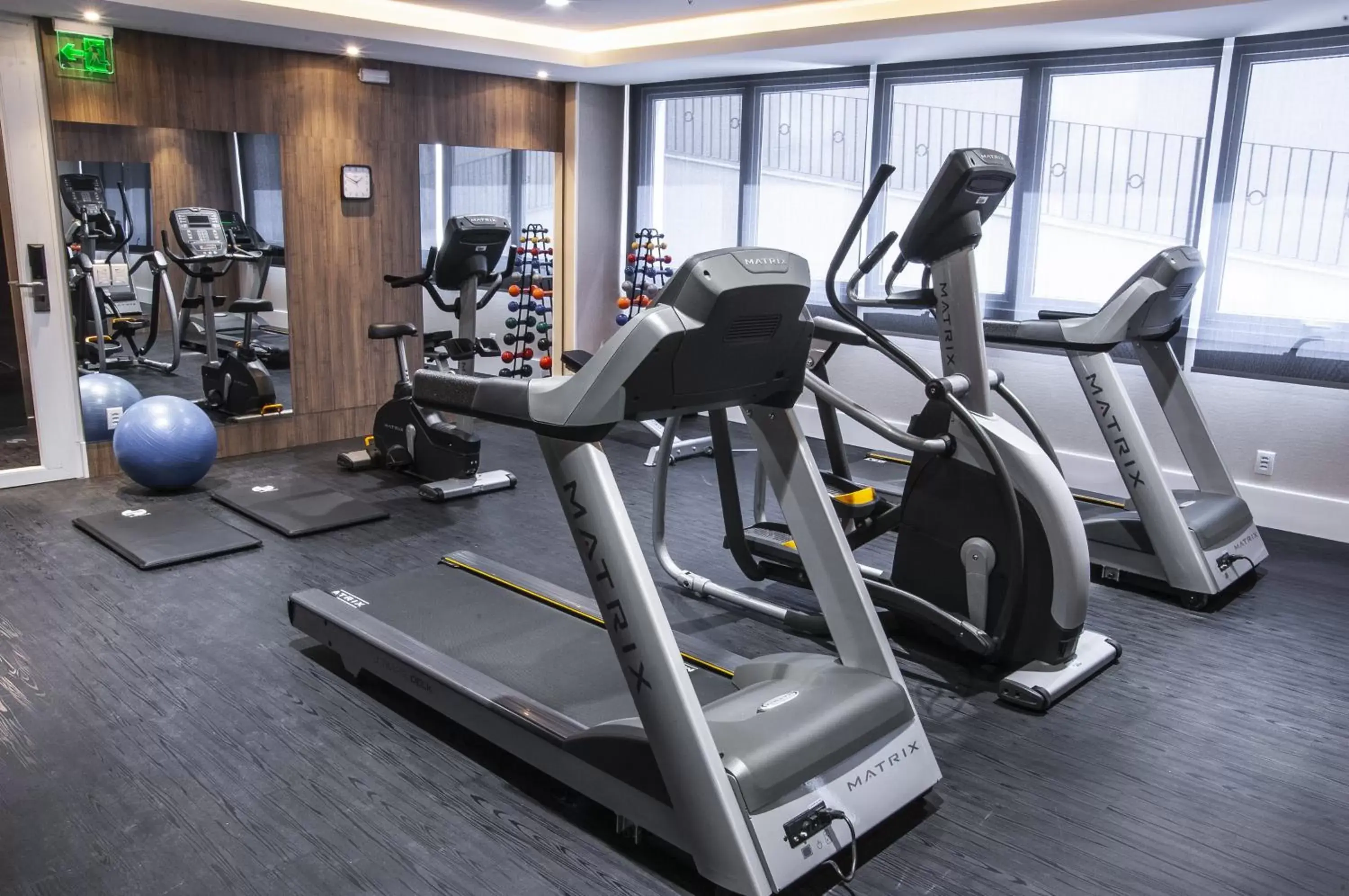 Fitness centre/facilities, Fitness Center/Facilities in Holiday Inn Express - Farroupilha, um Hotel IHG