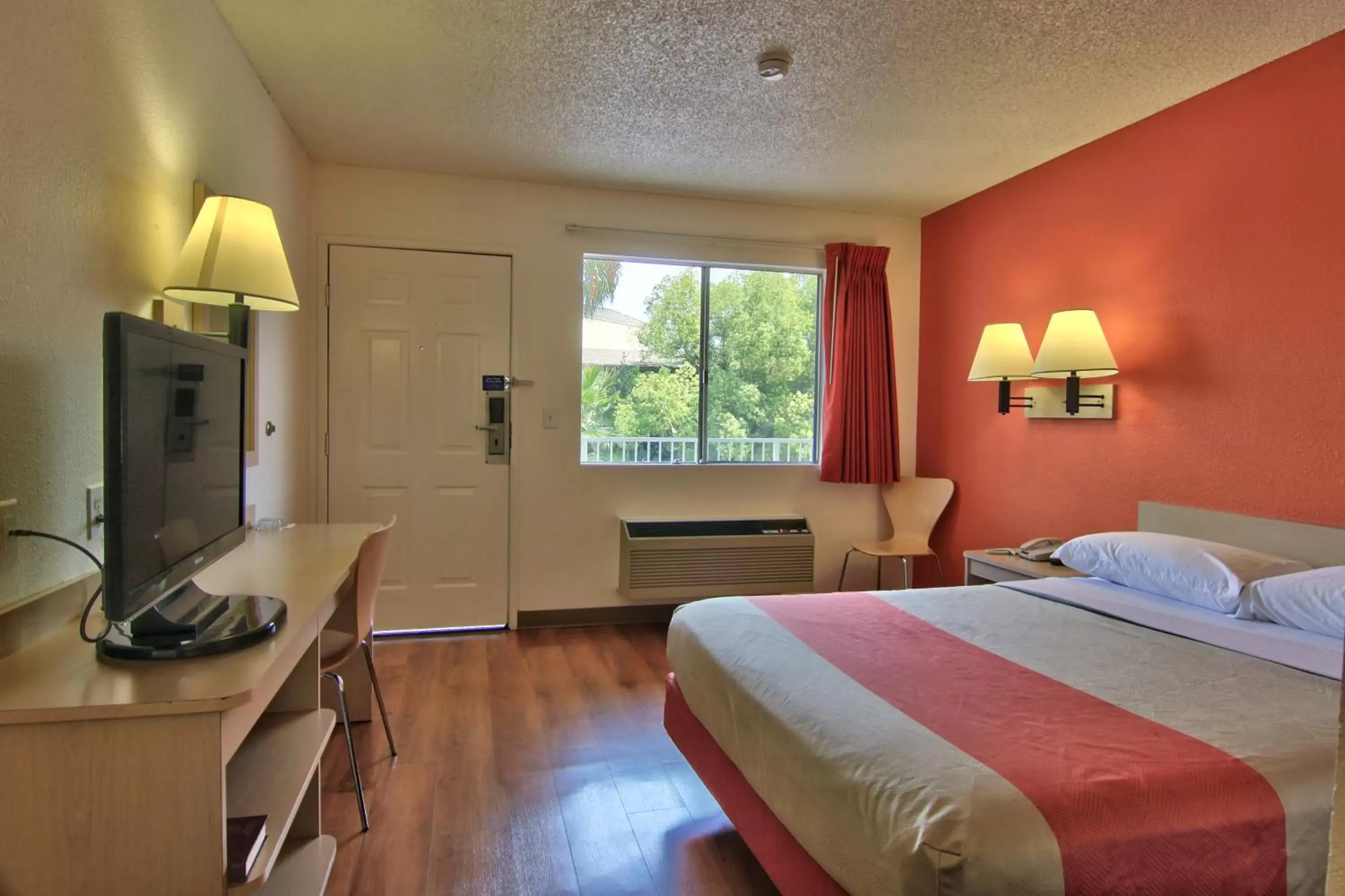 Bedroom in Motel 6-West Sacramento, CA