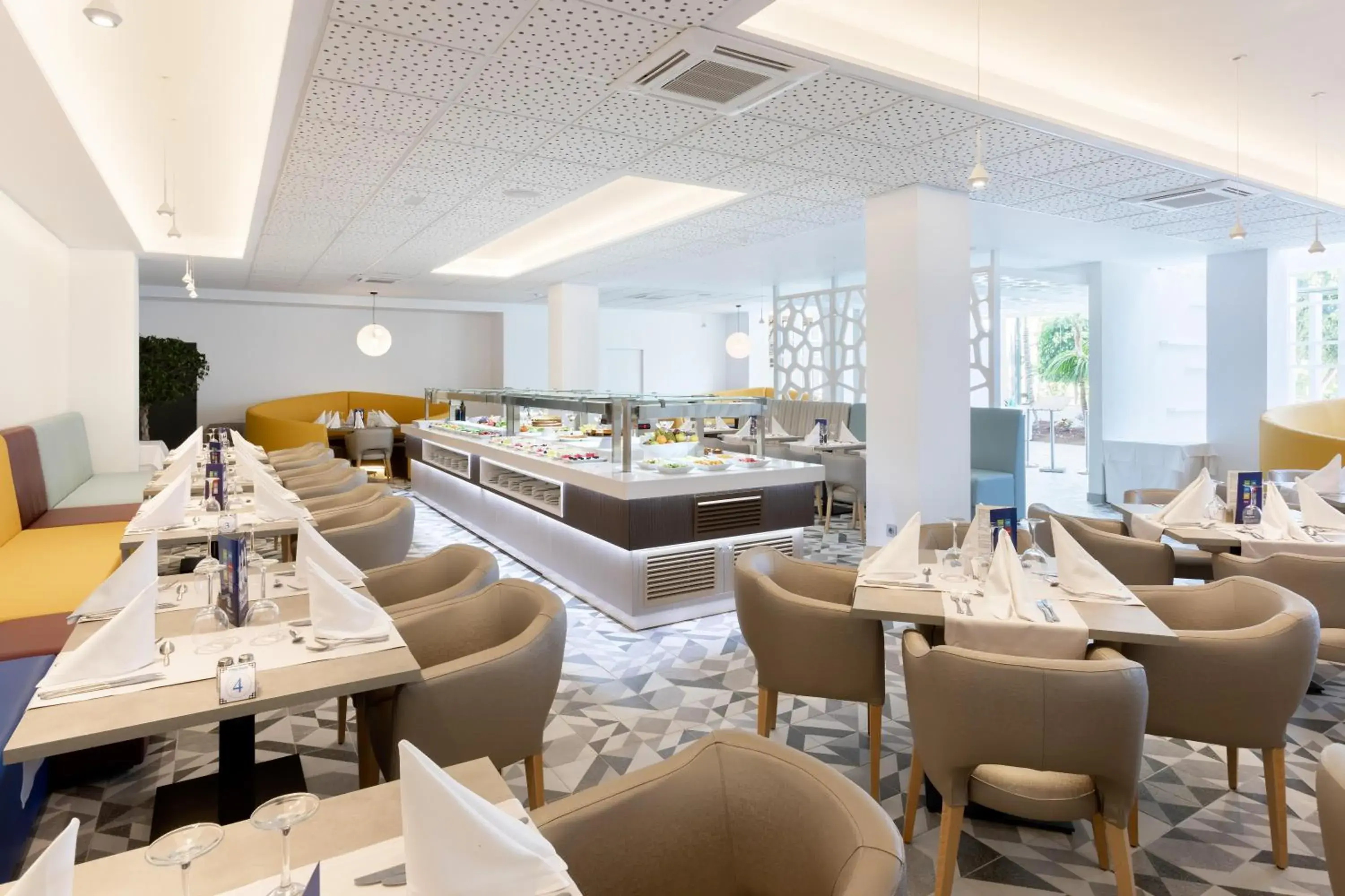 Restaurant/places to eat in Hotel Best Tenerife Restaurant/places to eat in Hotel Best Tenerife