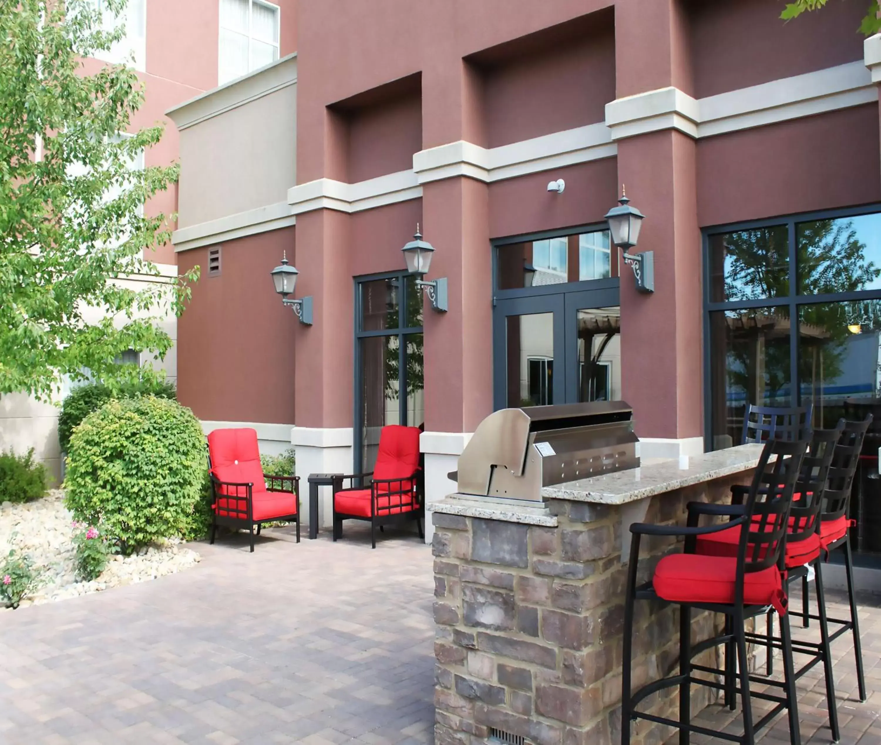 Patio, Property Building in Homewood Suites by Hilton Bloomington