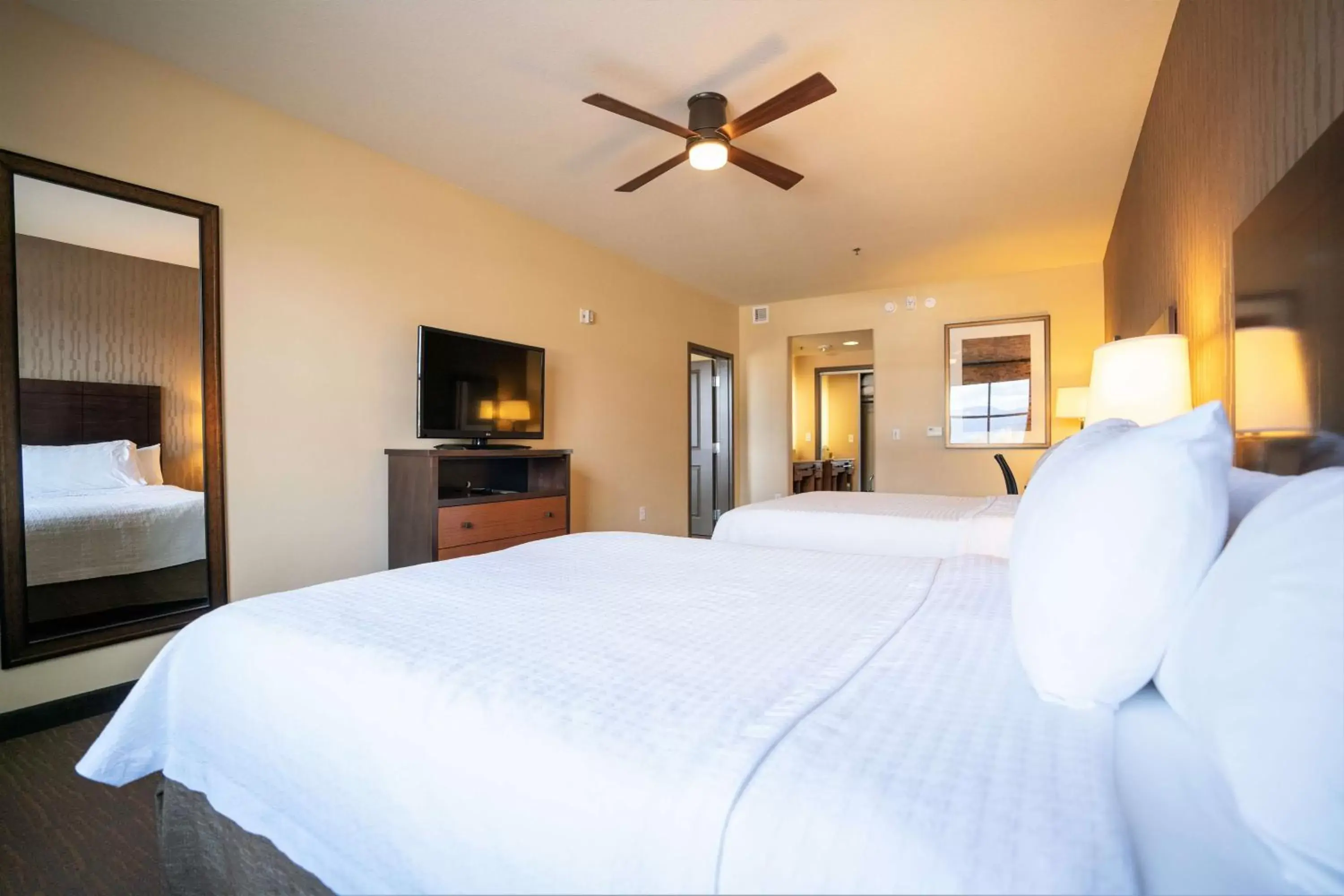 Bedroom, Bed in Homewood Suites by Hilton, Durango