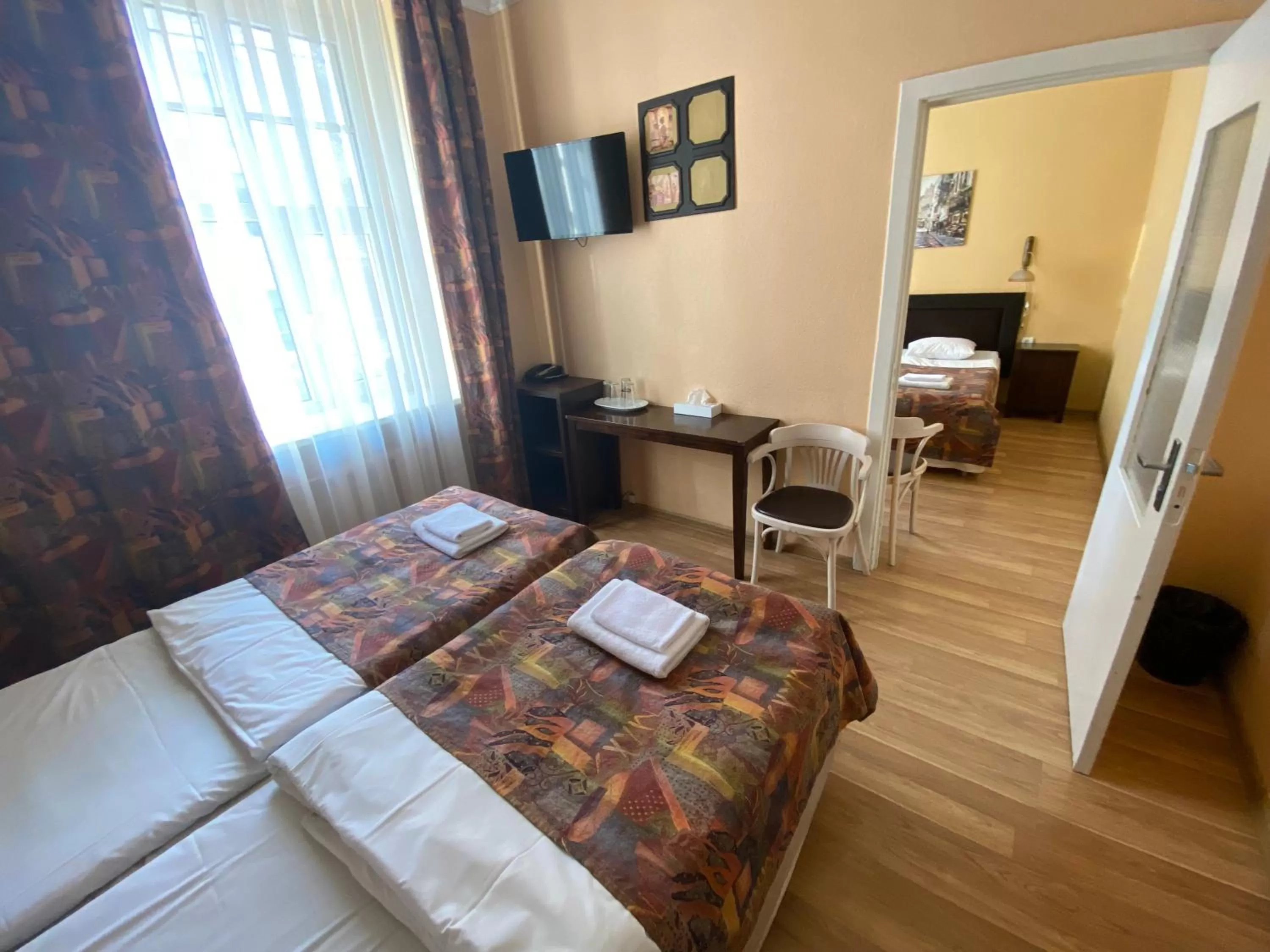 Photo of the whole room, Bed in Viktorija