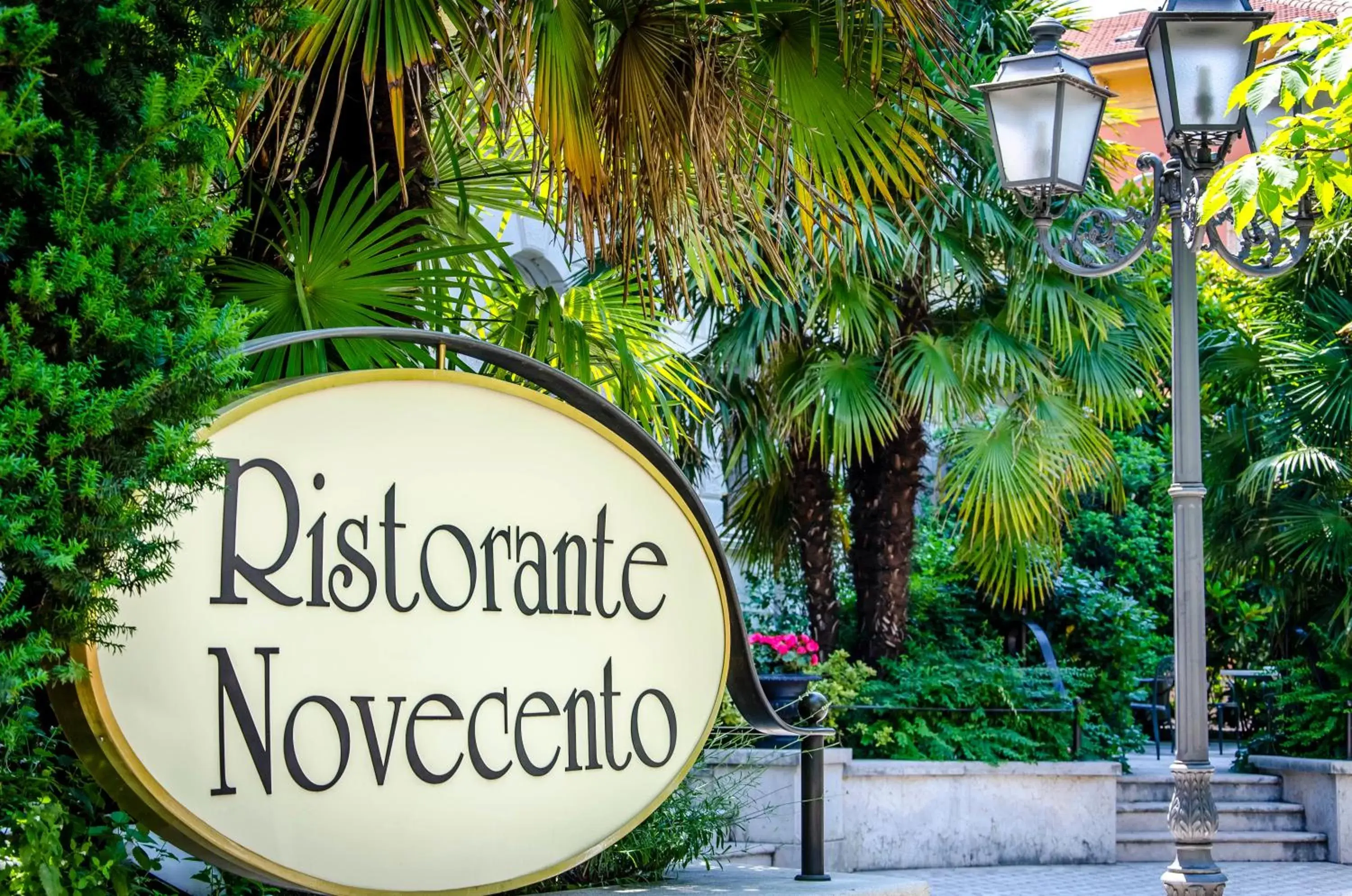 Restaurant/places to eat in Hotel Rovereto