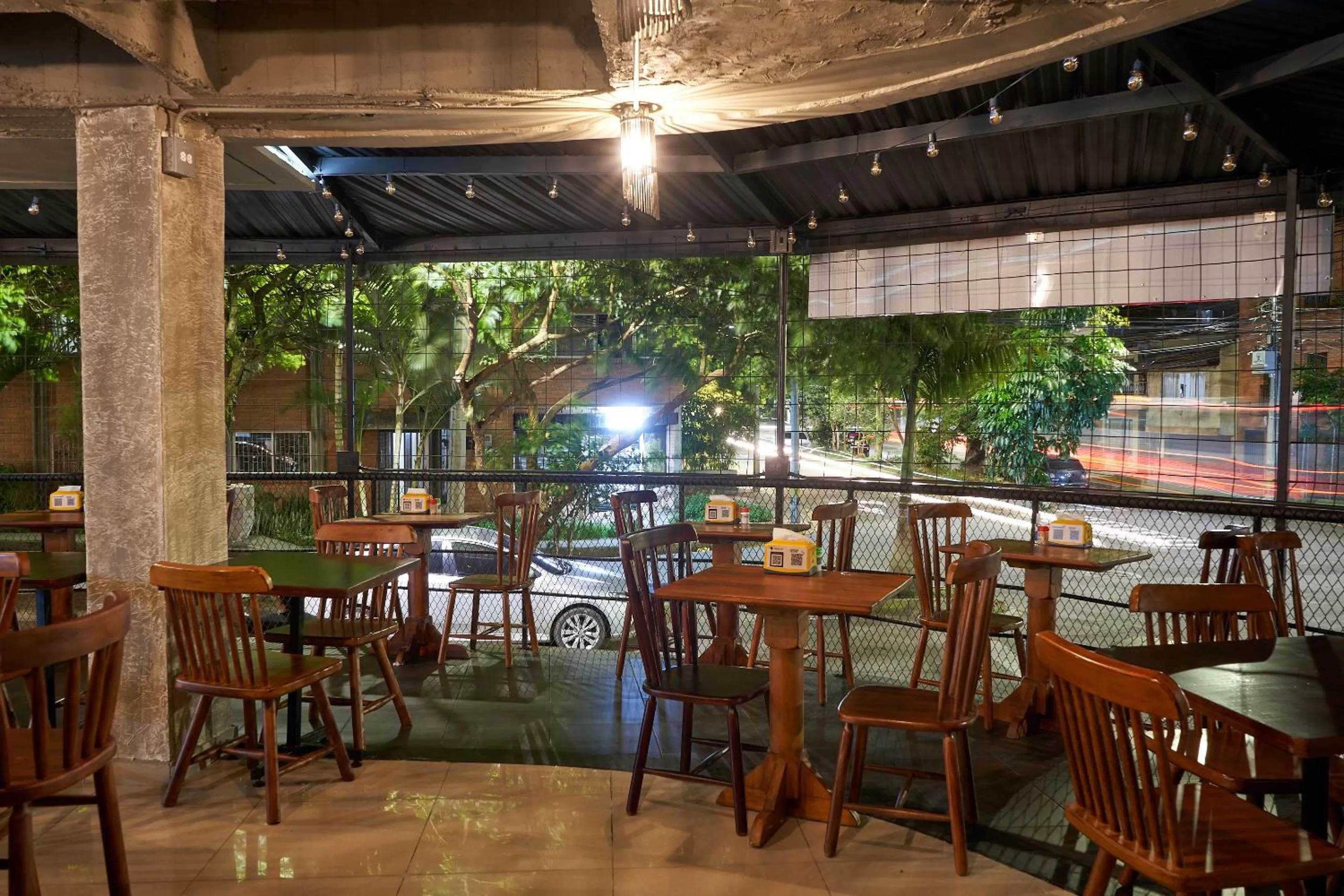 Restaurant/Places to Eat in Farum Hotel Express