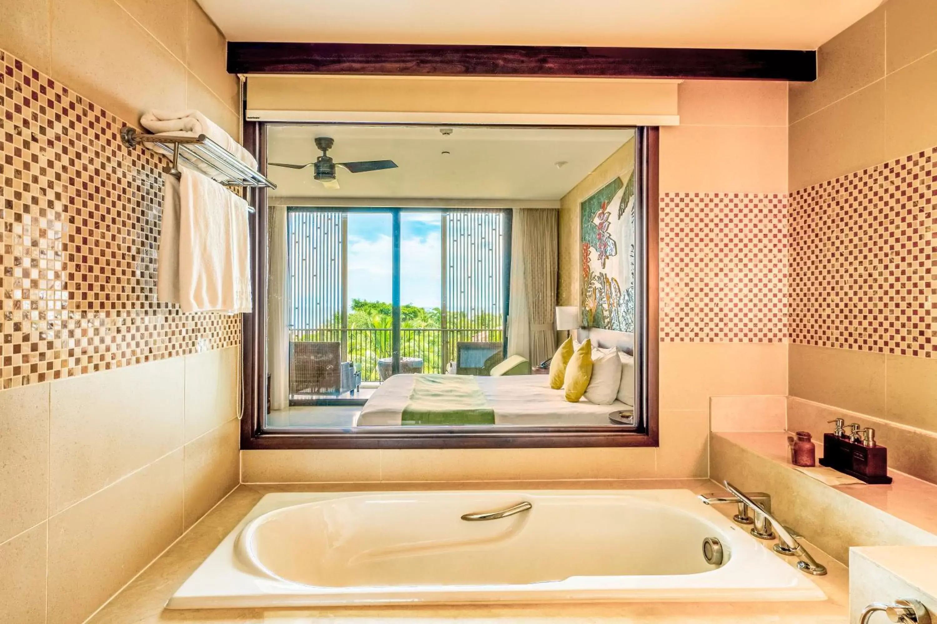 Bathroom in Salinda Resort Phu Quoc - Sparkling Wine Breakfast