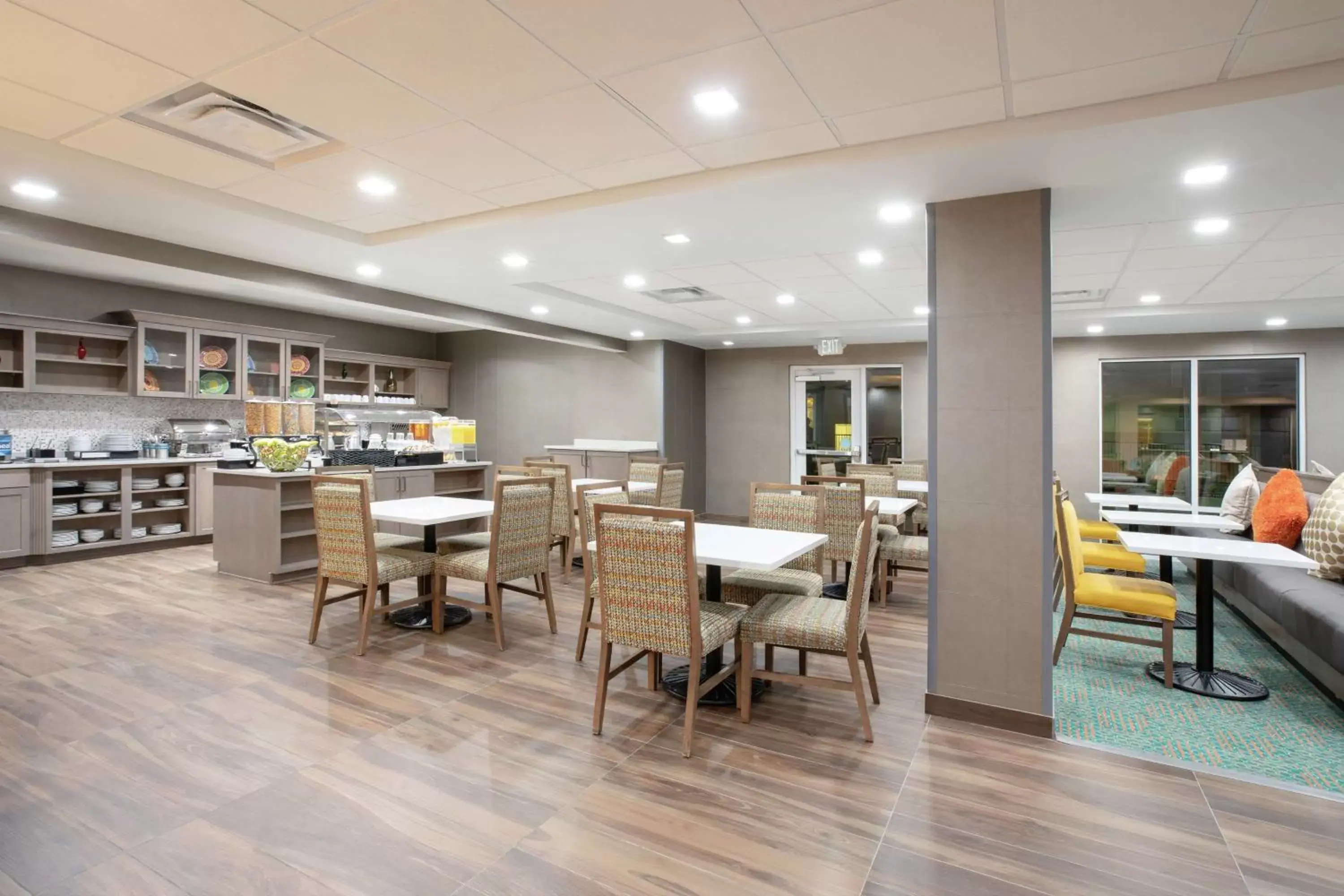 Breakfast, Restaurant/Places to Eat in Homewood Suites by Hilton Albuquerque-Journal Center