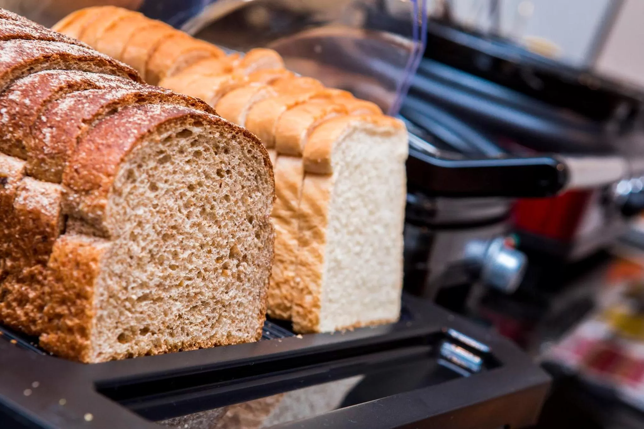 Buffet breakfast in Hotel Metrópole Paulínia