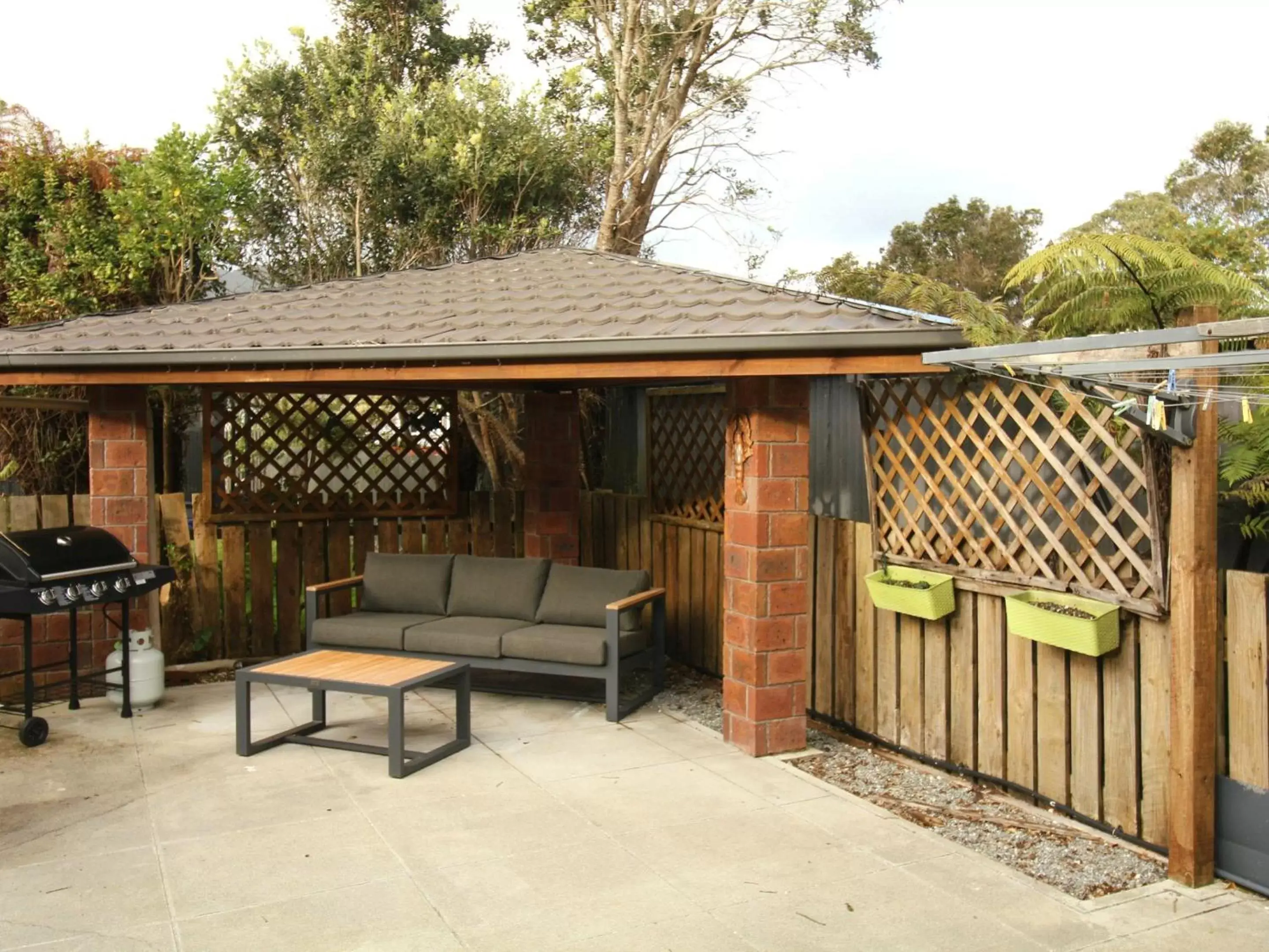 BBQ facilities in Aachen Place Motel