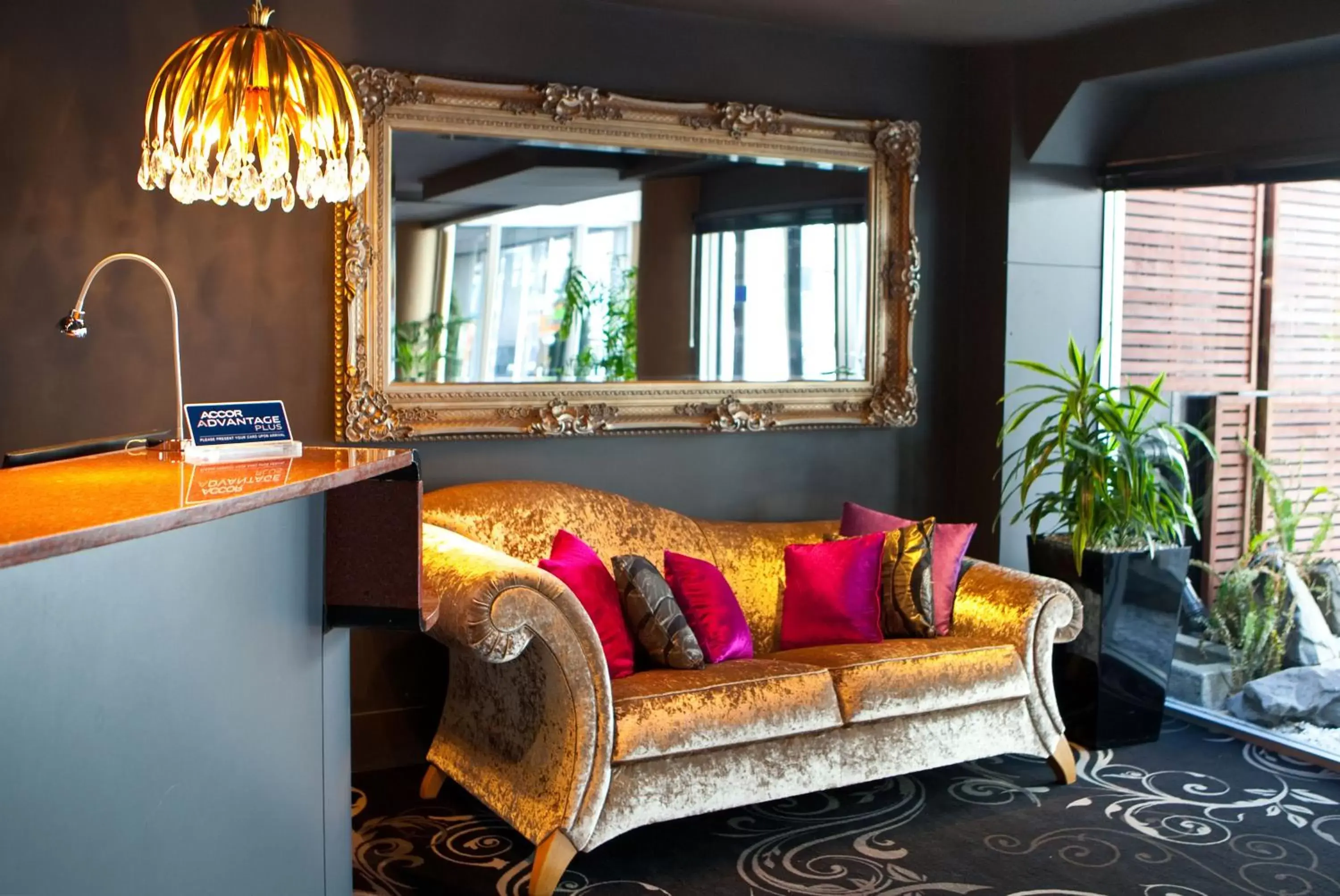 Lobby or reception in Mercure Wellington Central City Hotel and Apartments Lobby or reception in Mercure Wellington Central City Hotel and Apartments