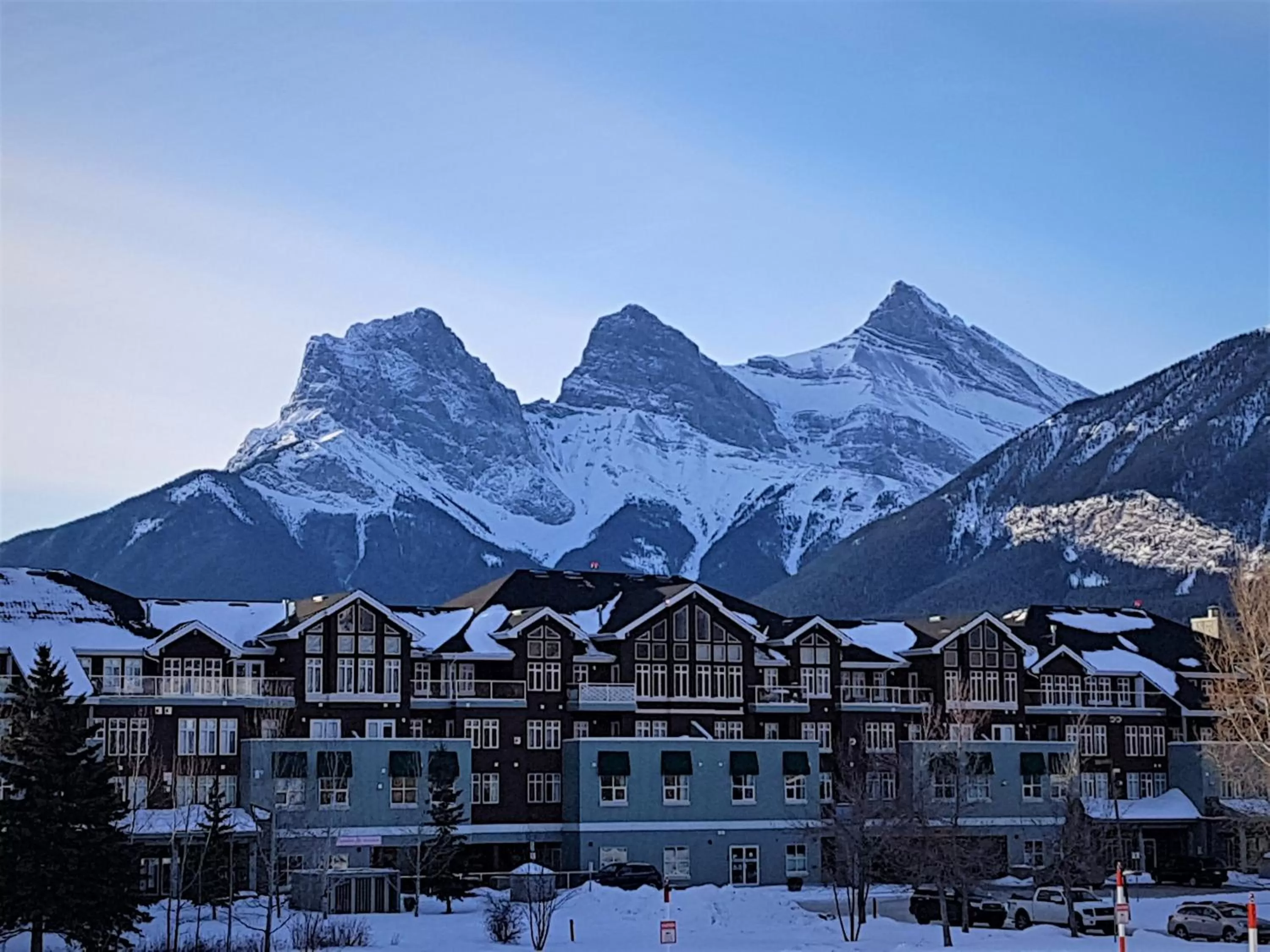 Property building in Sunset Resorts Canmore and Spa