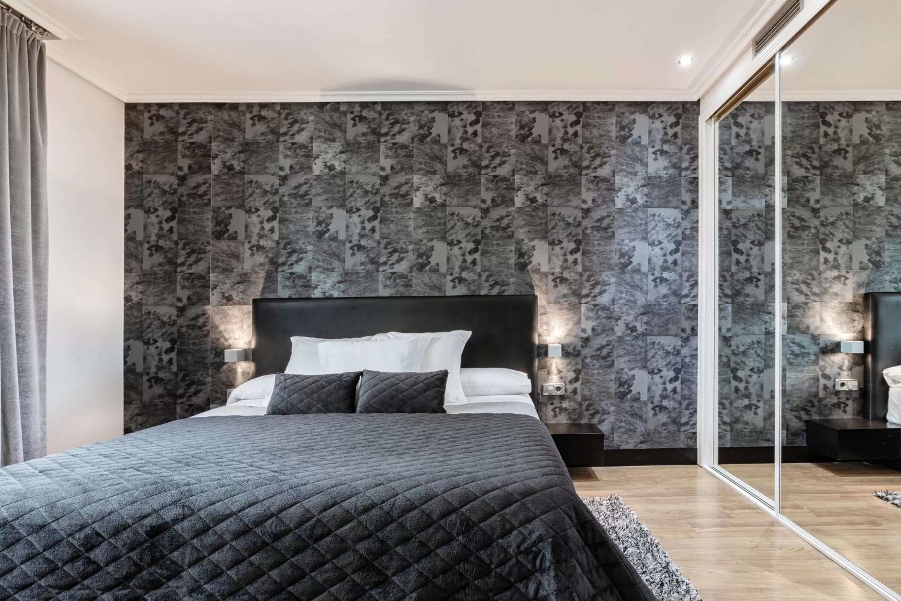 Photo of the whole room in Hotel Pensua Punta del Este